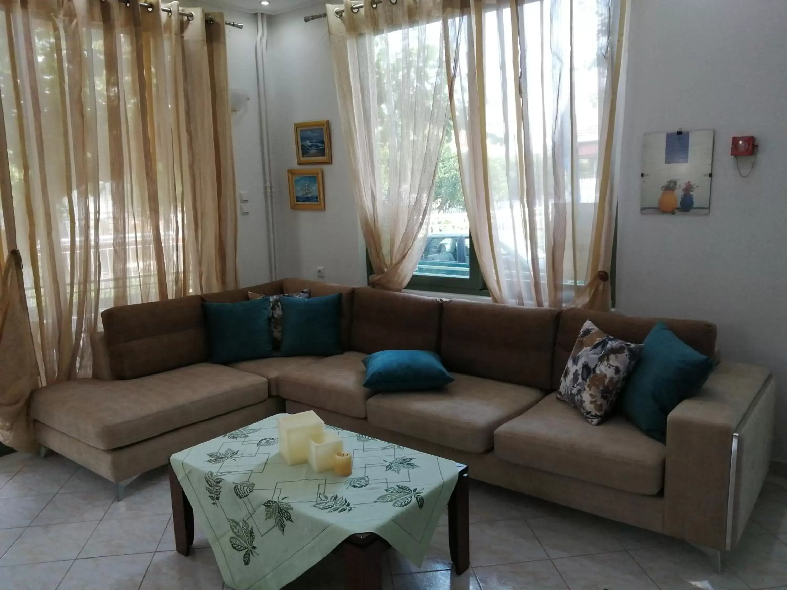 Communal lounge/ TV room, Seating Area in Hotel Fotini