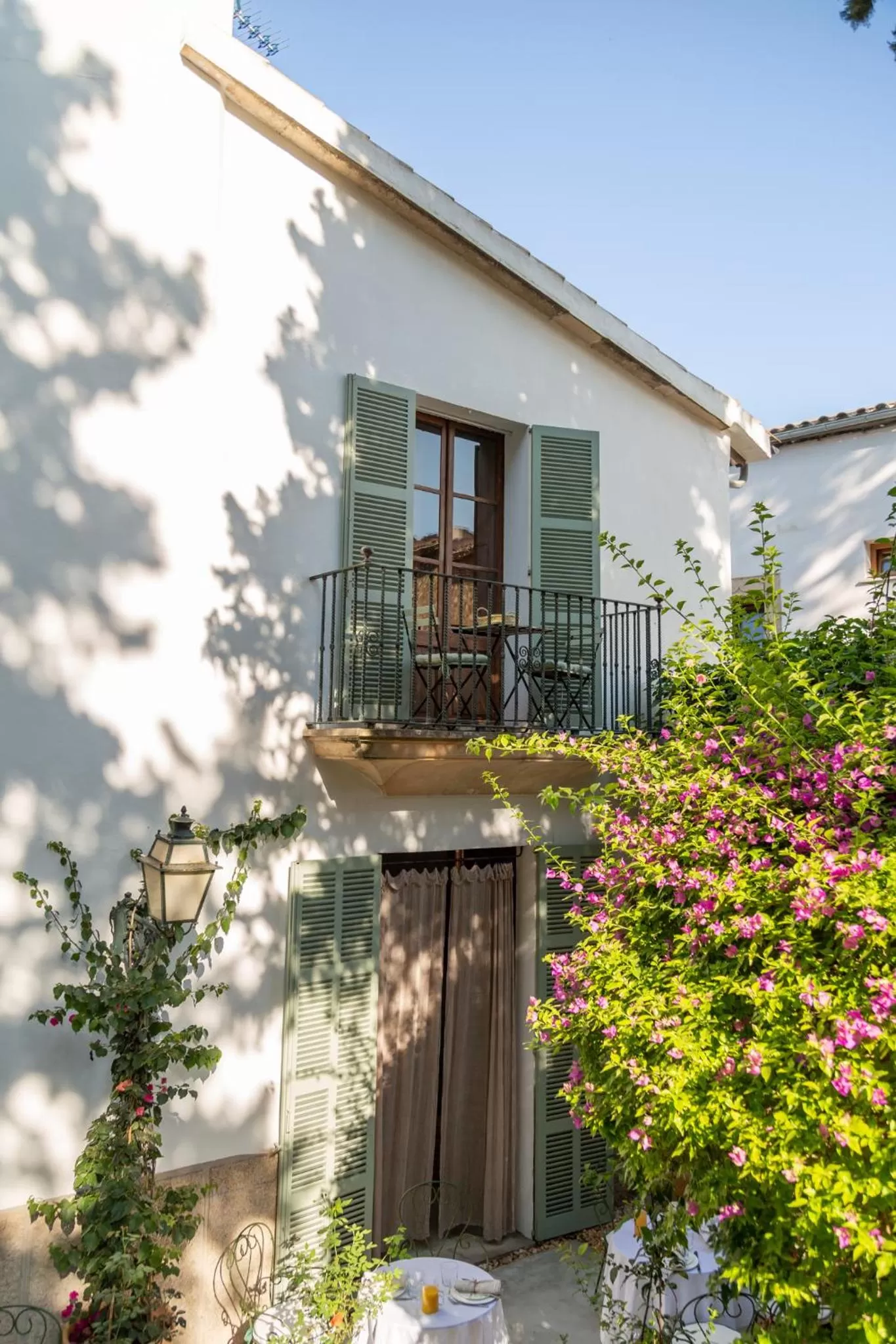 Property Building in Can Moio Turismo de Interior