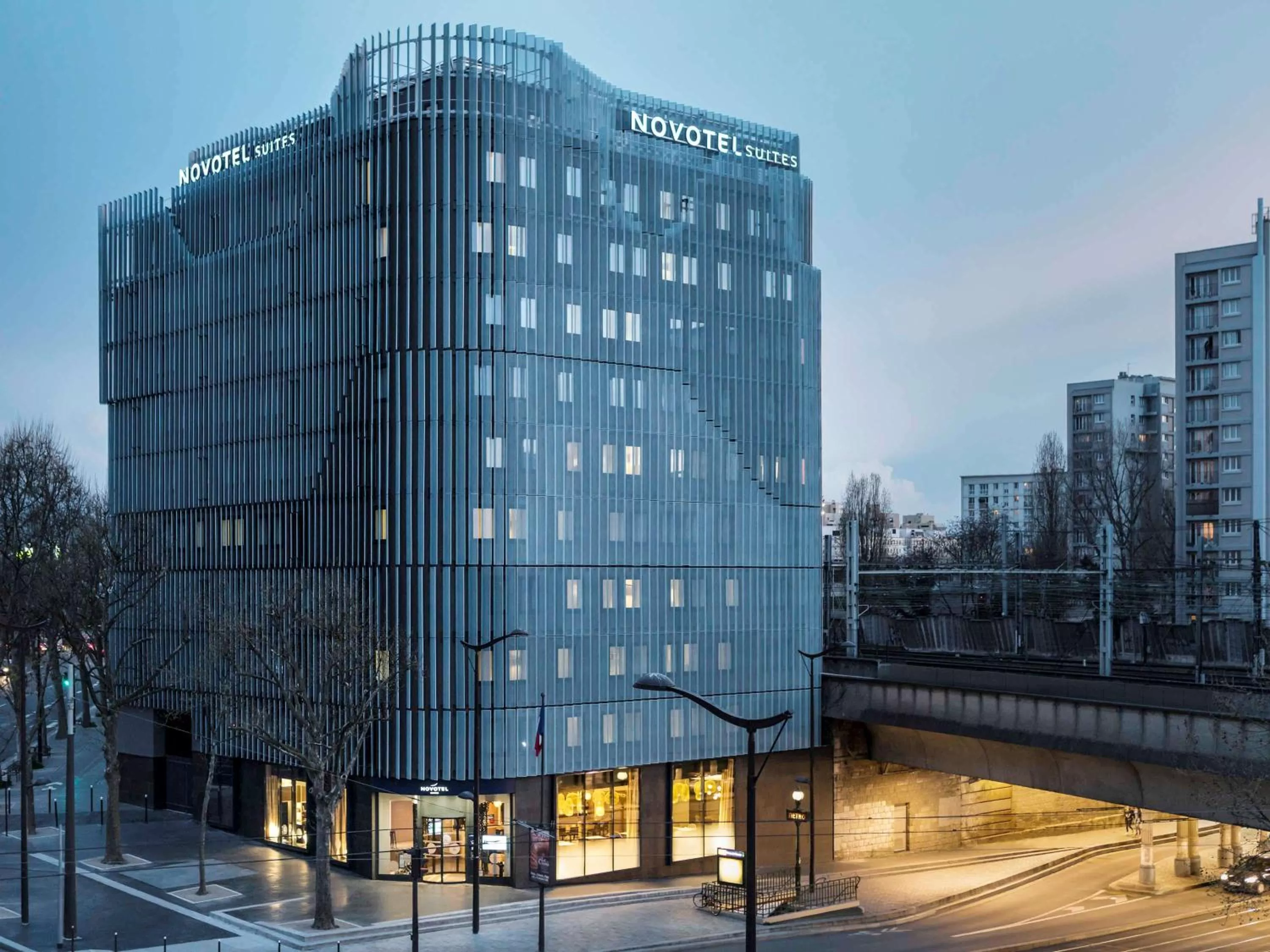 Property building in Novotel Suites Paris Expo Porte de Versailles