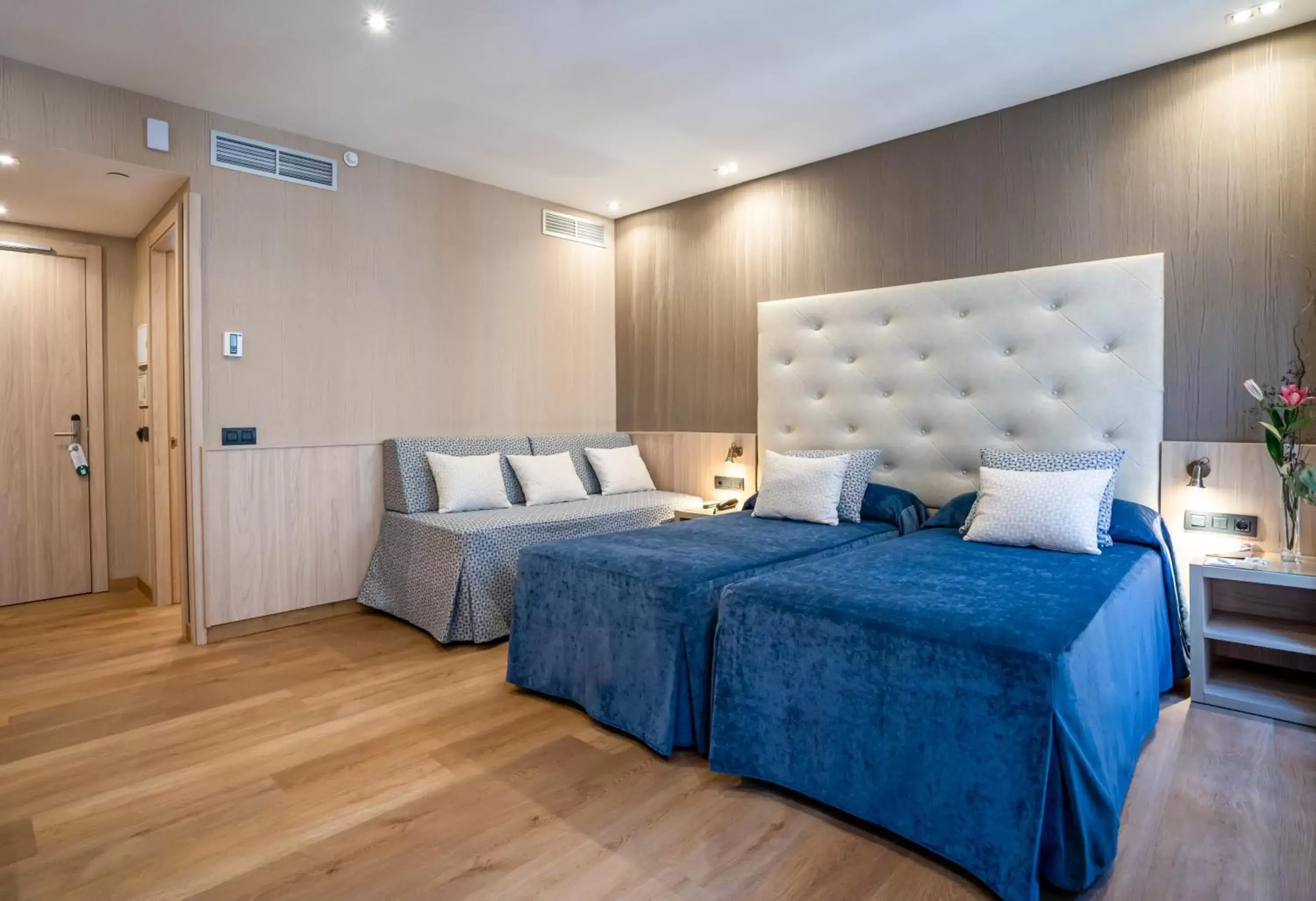 Bed in Hotel Rialto