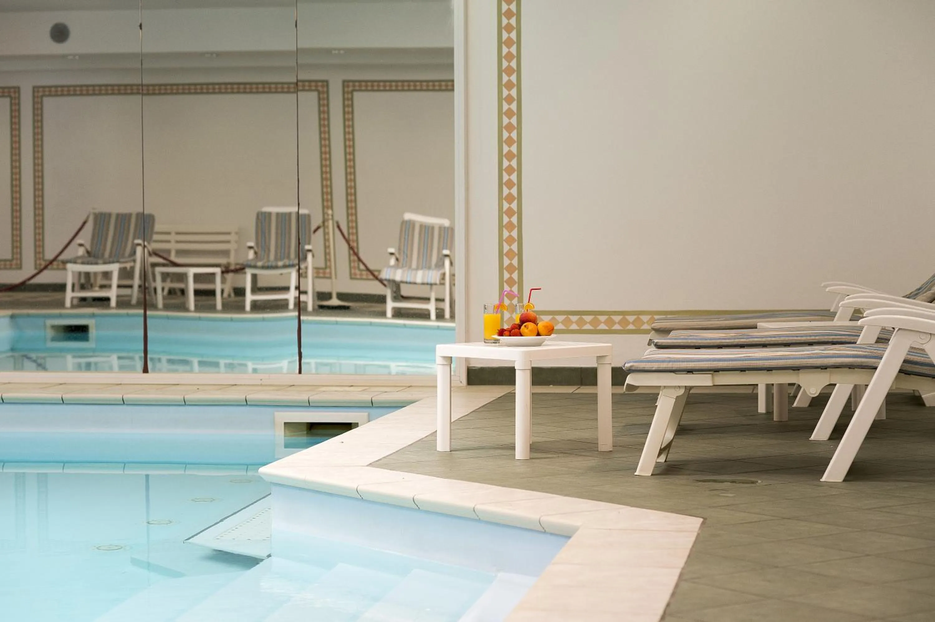 Swimming pool in Hotel Lido La Perla Nera