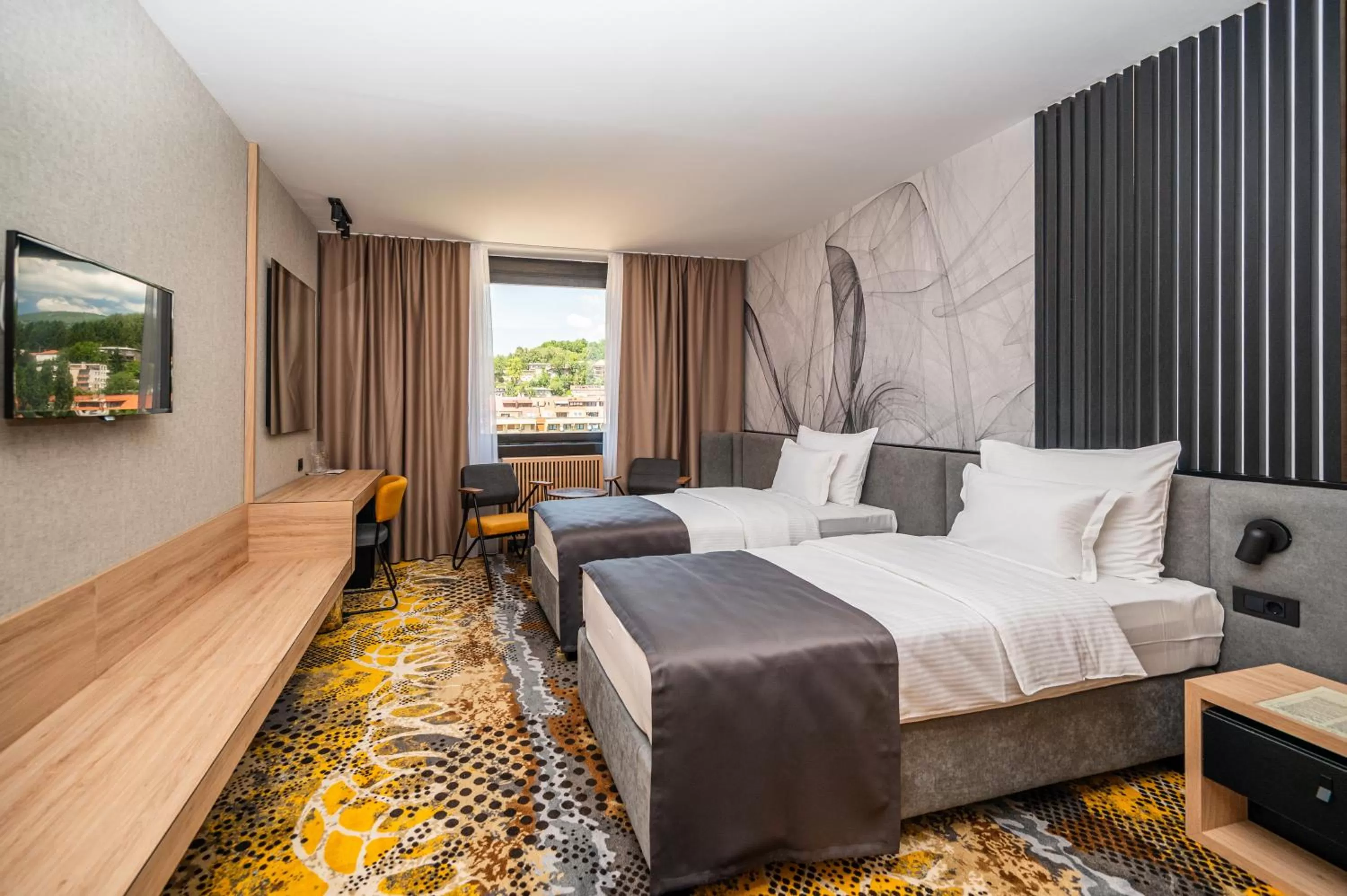 TV and multimedia, Bed in Hotel Holiday