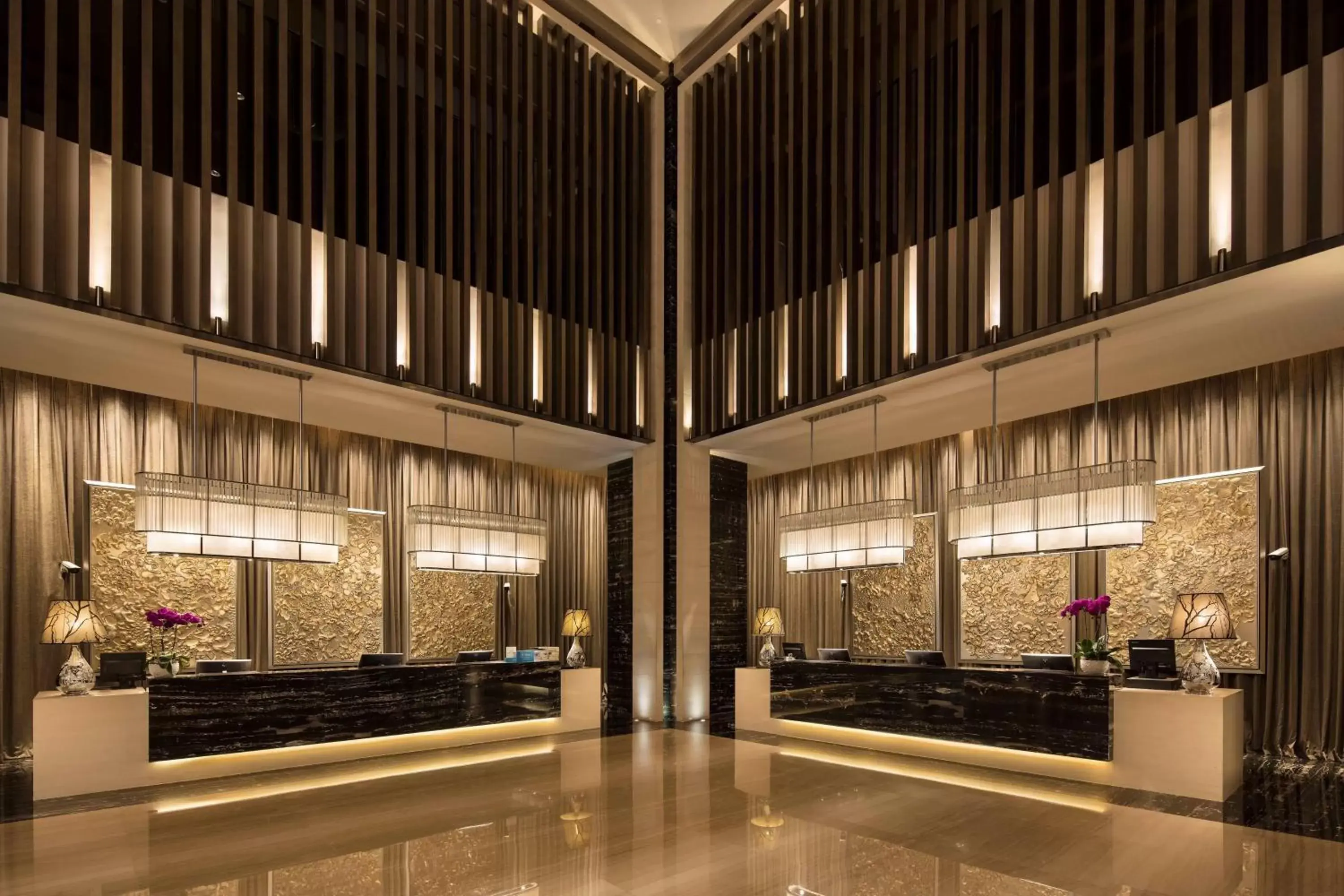 Lobby or reception in Hilton Dalian