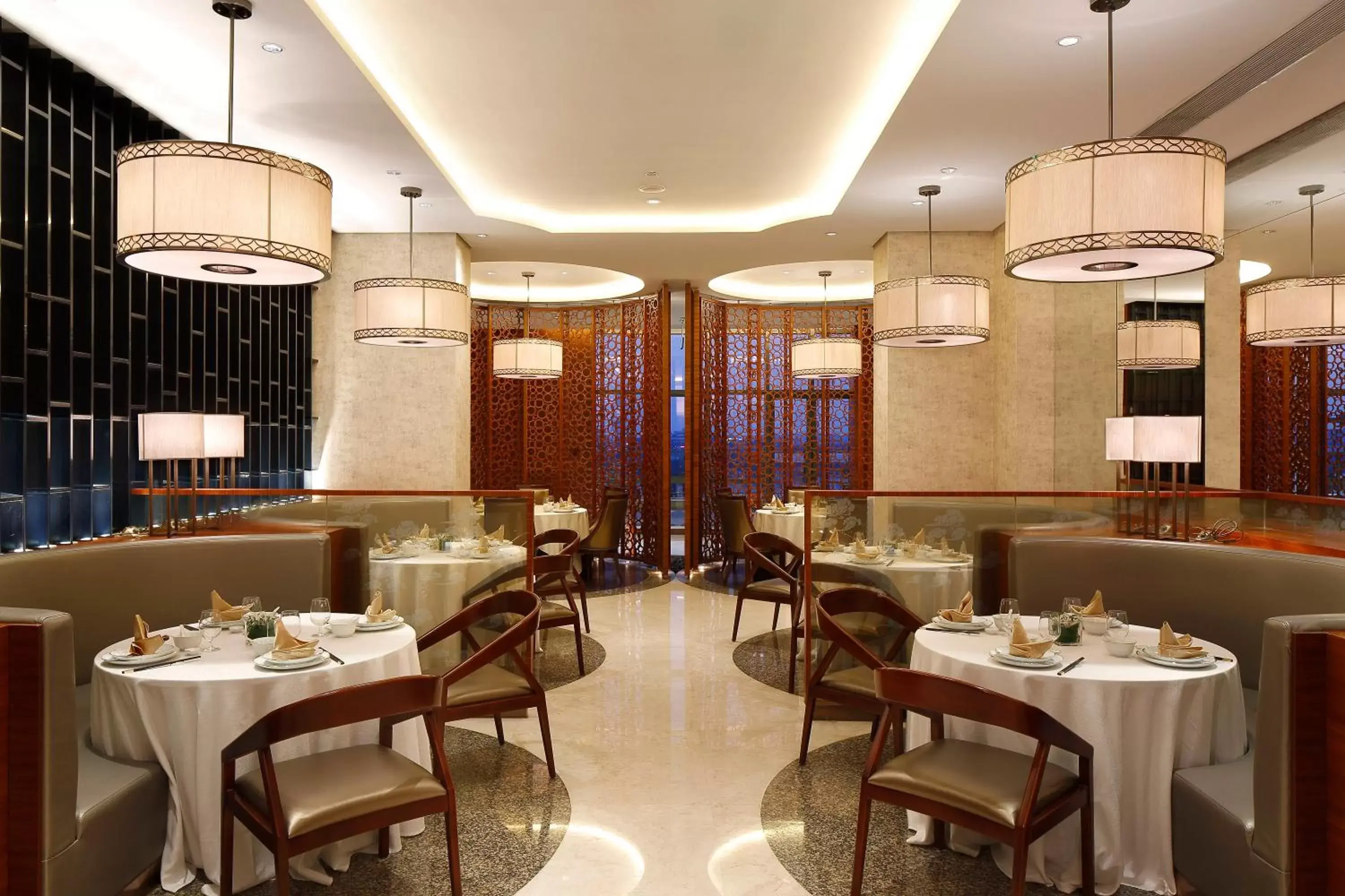 Restaurant/Places to Eat in Crowne Plaza Yangzhou, an IHG Hotel