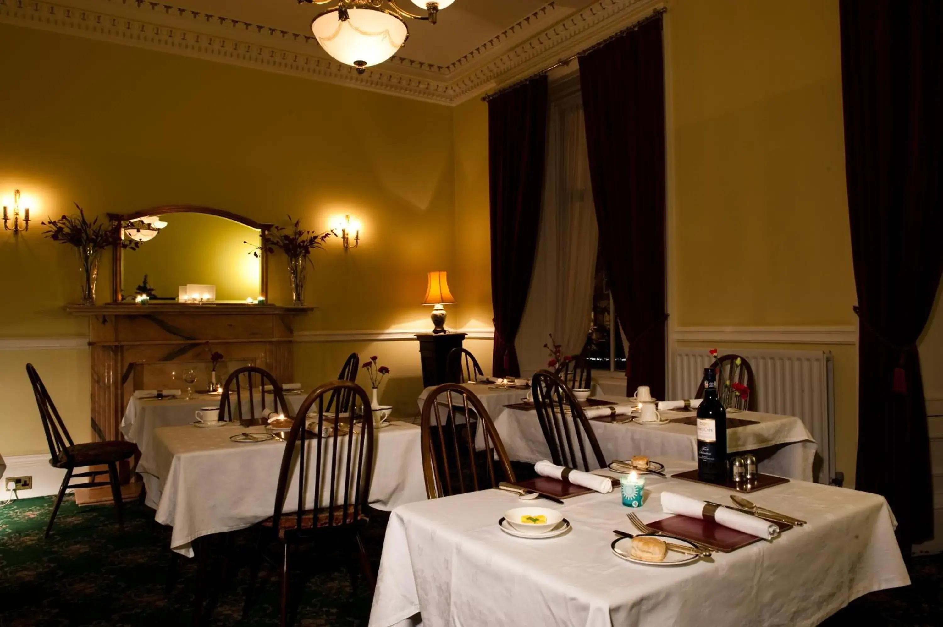 Food and drinks, Restaurant/Places to Eat in The Ben Doran Hotel