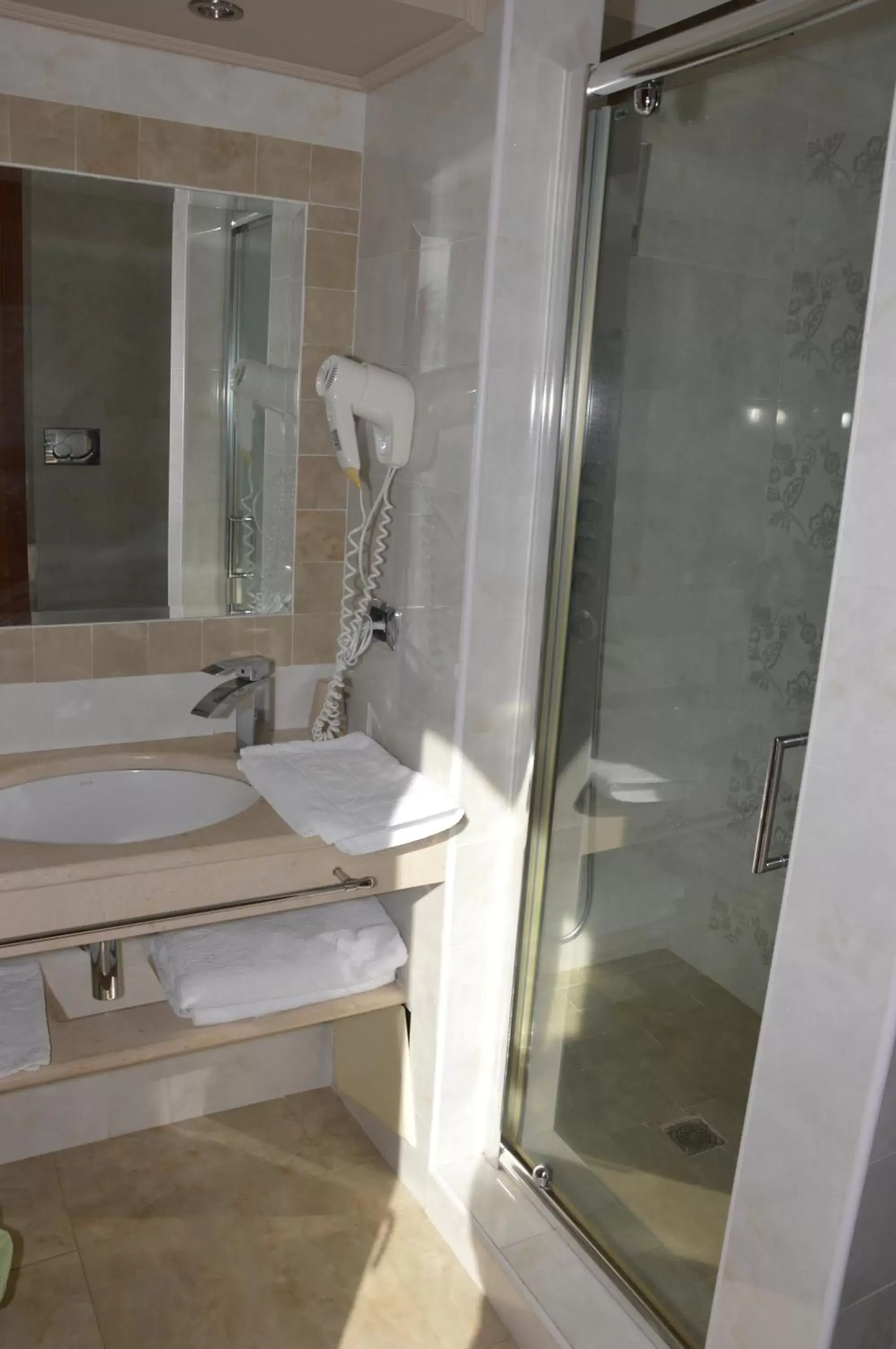 Bathroom in Roccamonfina Palace Hotel