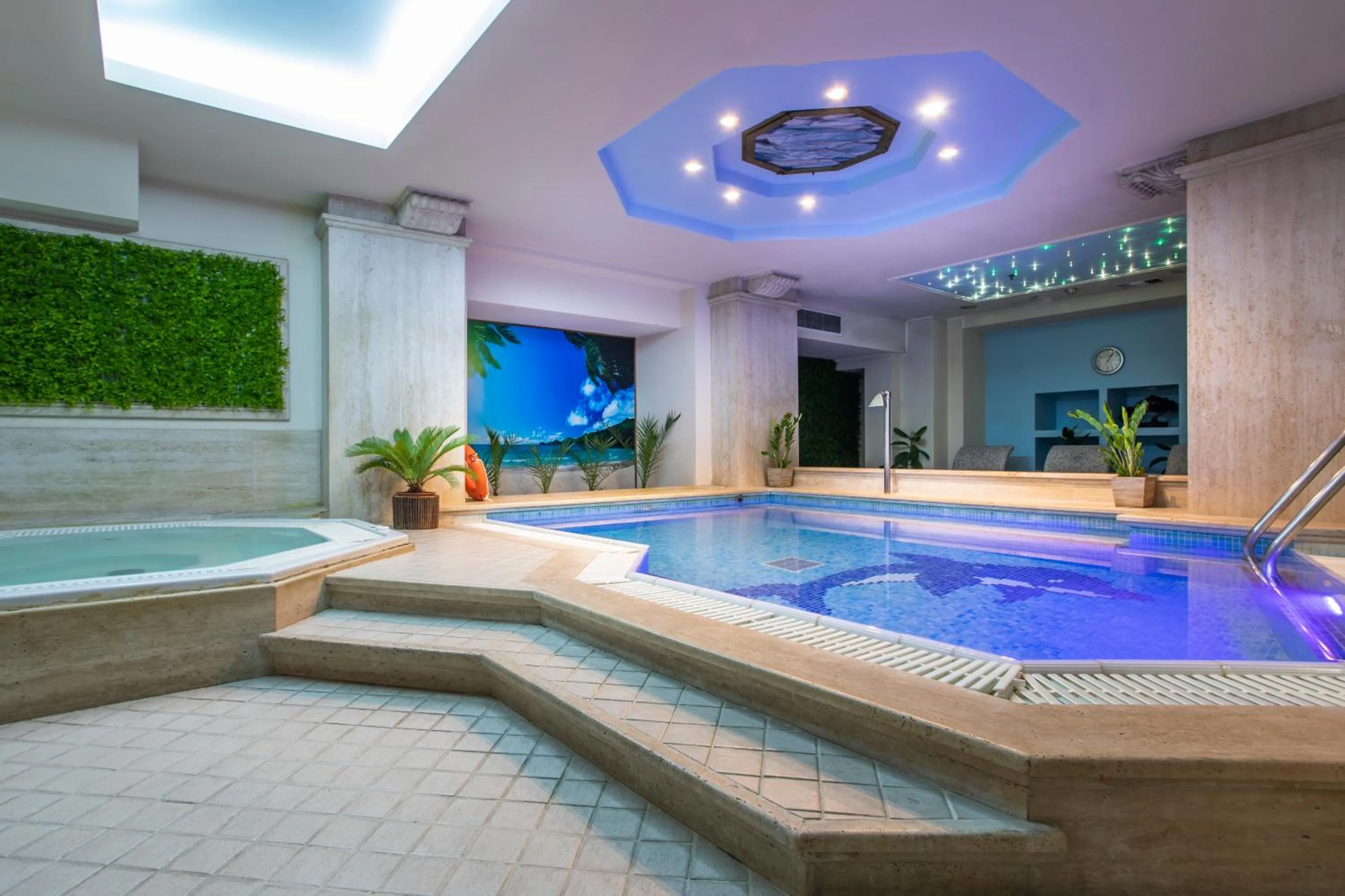 Hot Tub in Egnatia Palace Hotel & Spa