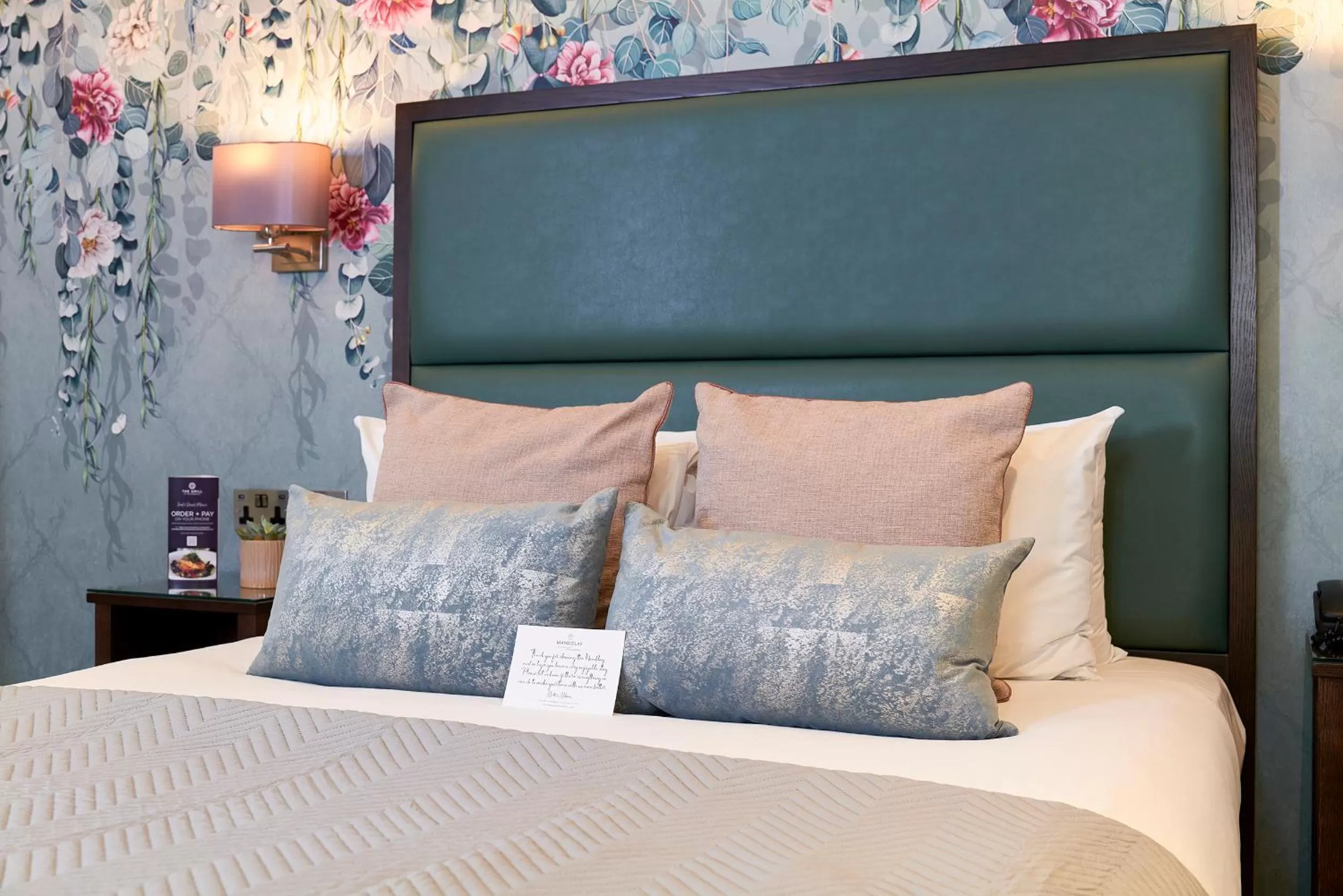 Bed in Mandolay Hotel Guildford