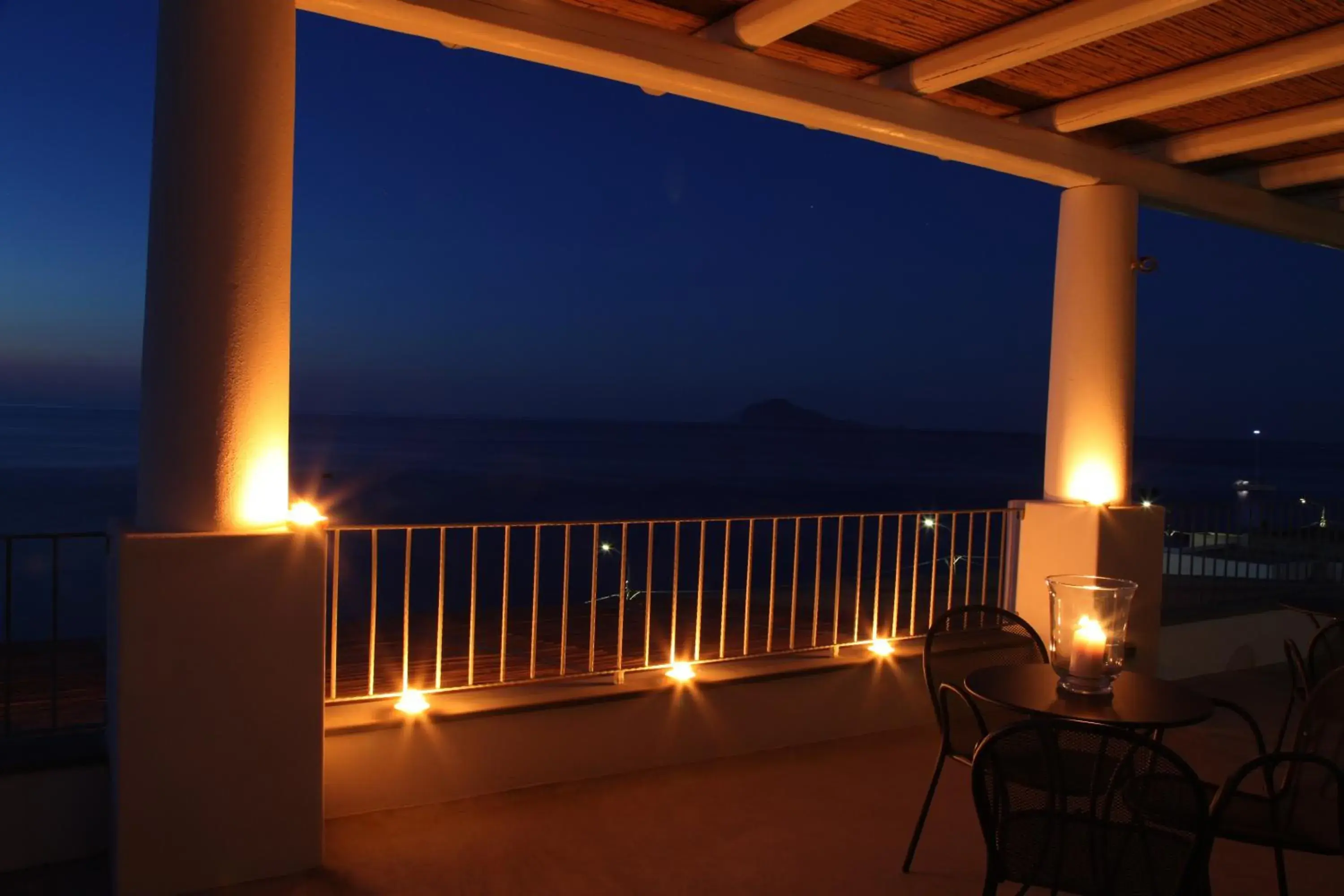 Facade/entrance, Balcony/Terrace in Hotel Cutimare