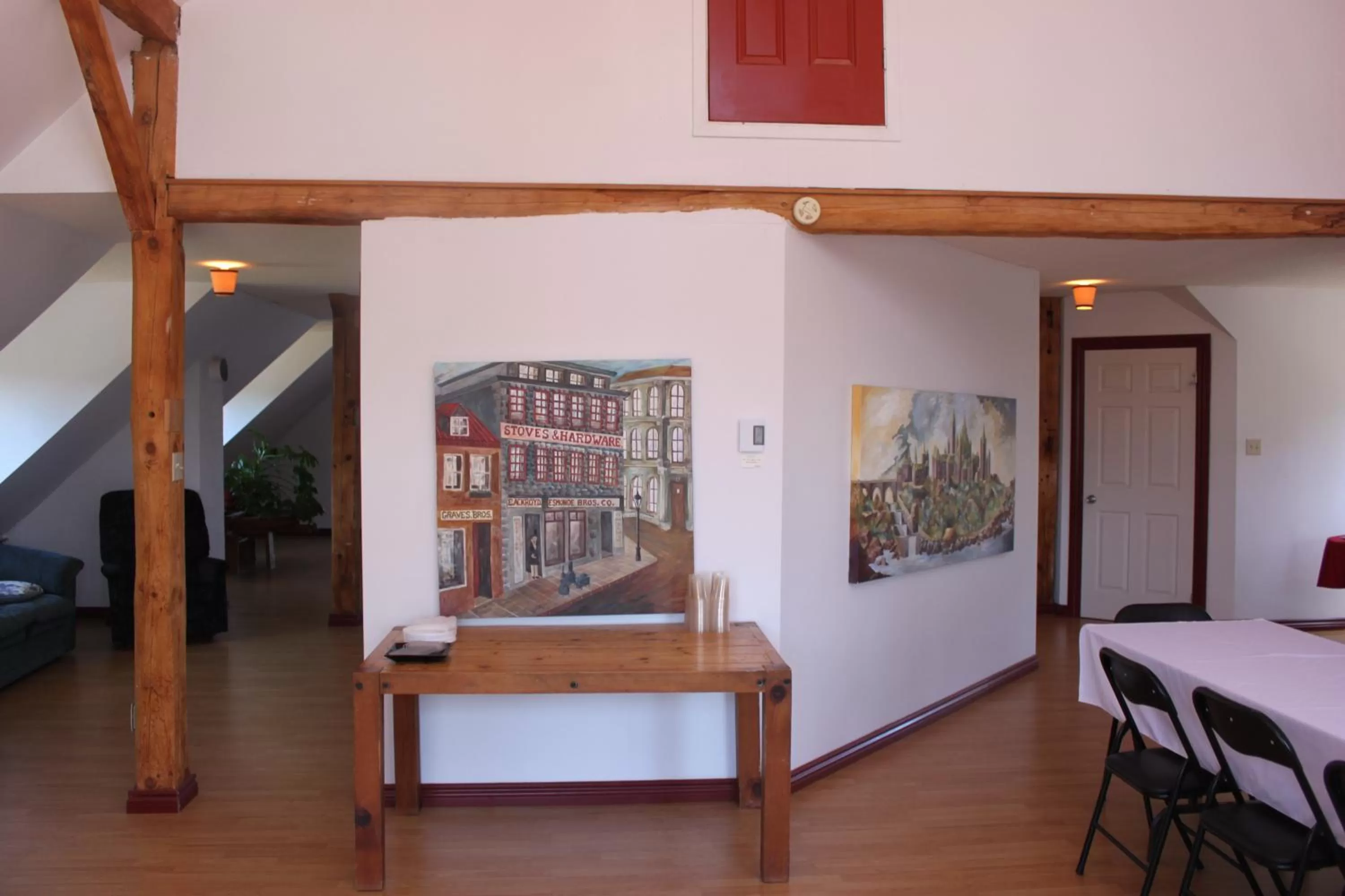 Seating area in La Grange Country Inn