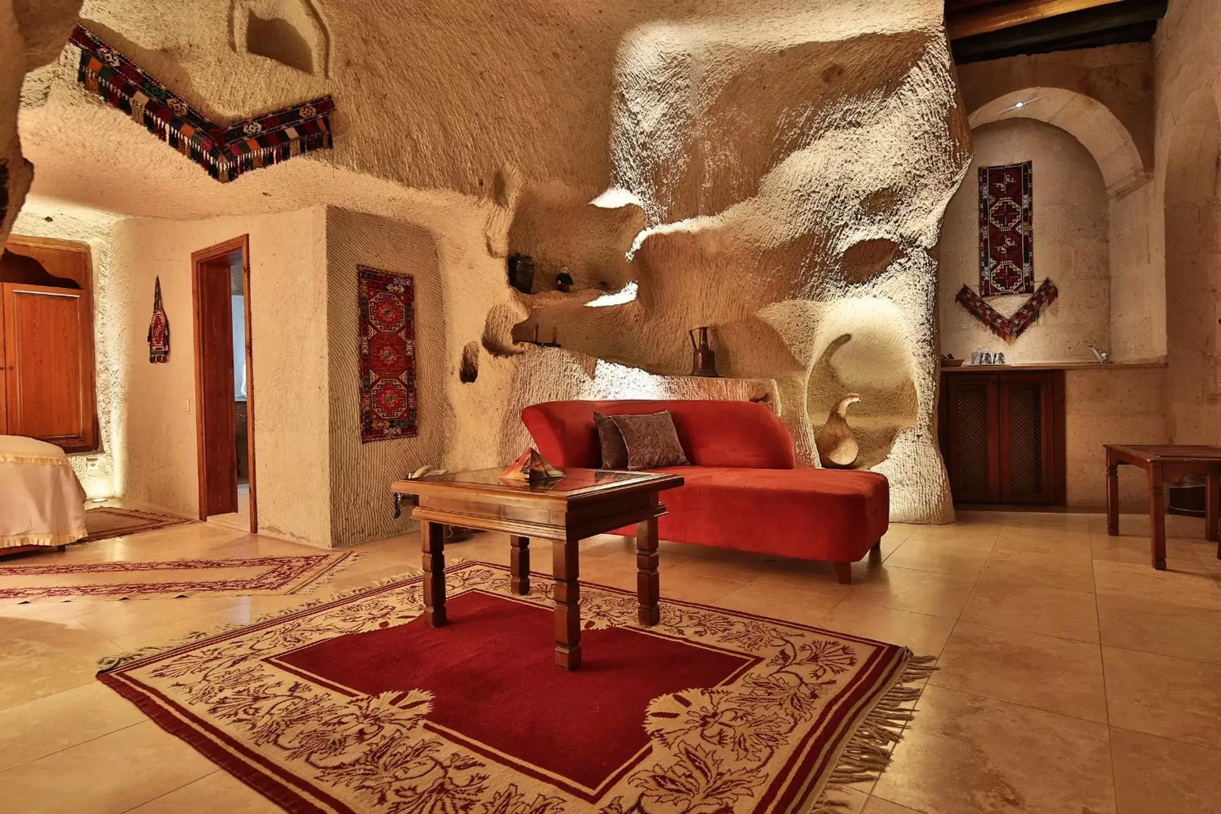 Bathroom, Seating Area in Cappadocia Cave Suites