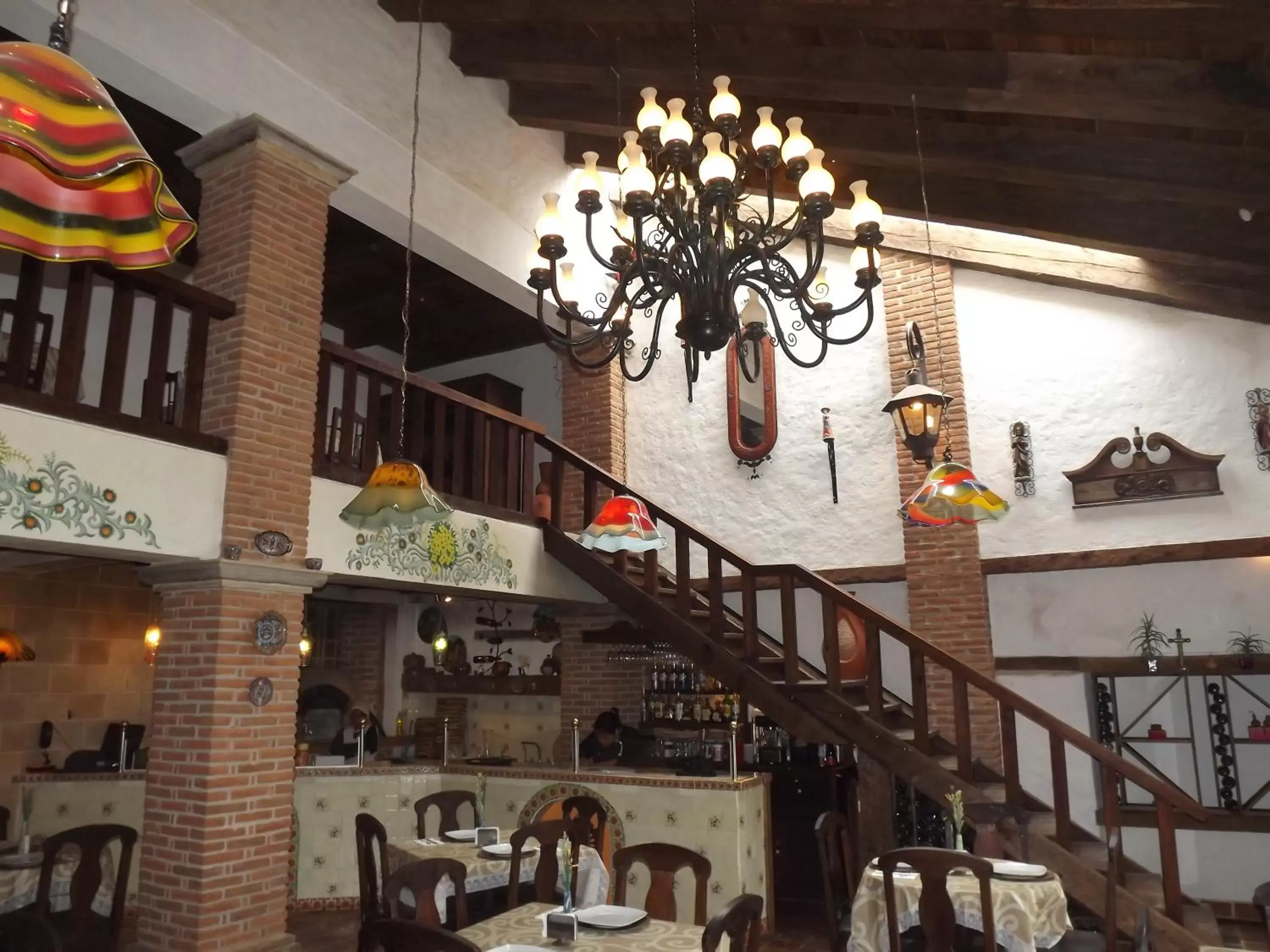 Restaurant/places to eat in Hotel Grand Maria