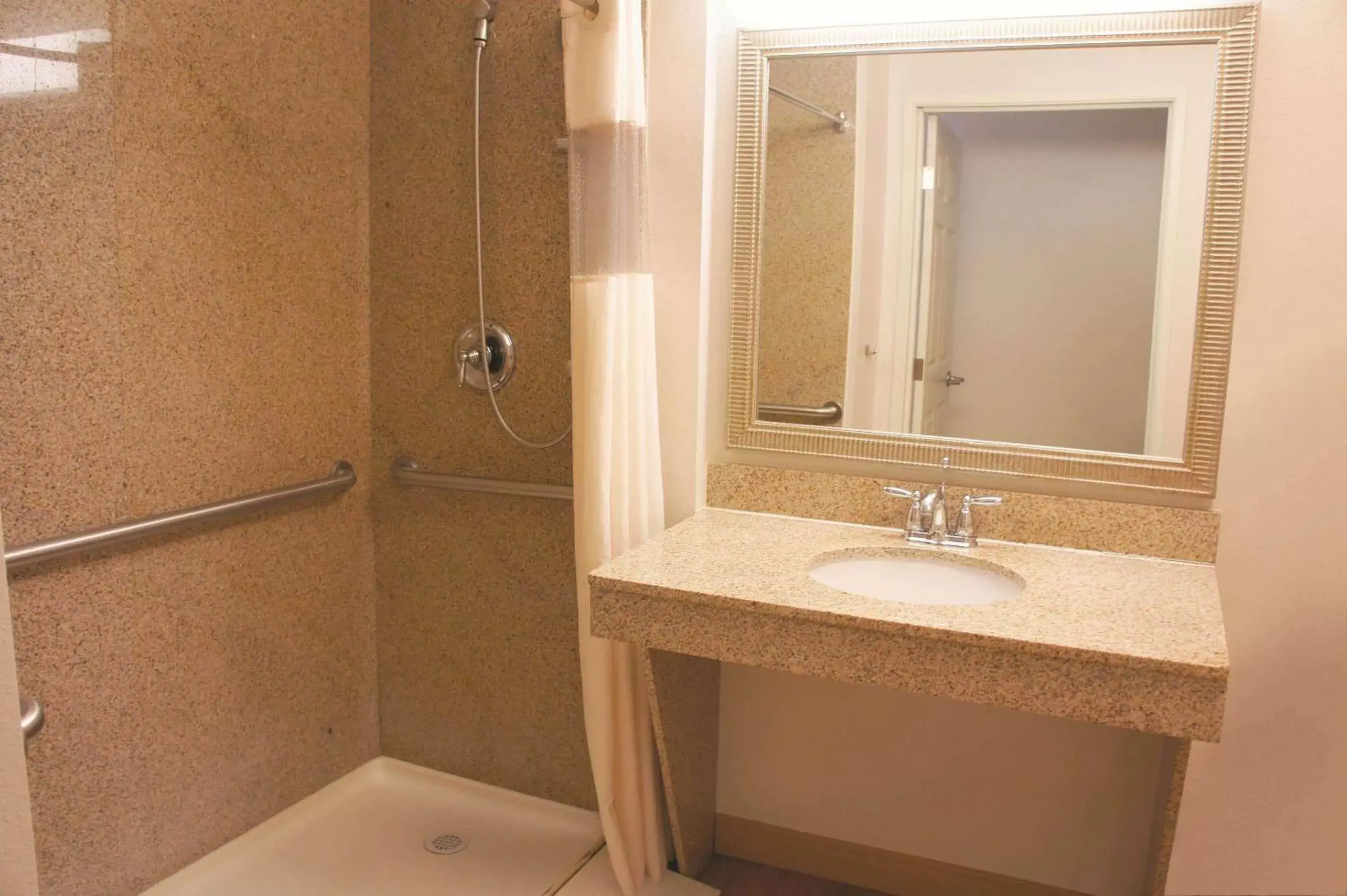 Photo of the whole room, Bathroom in La Quinta by Wyndham Tucumcari