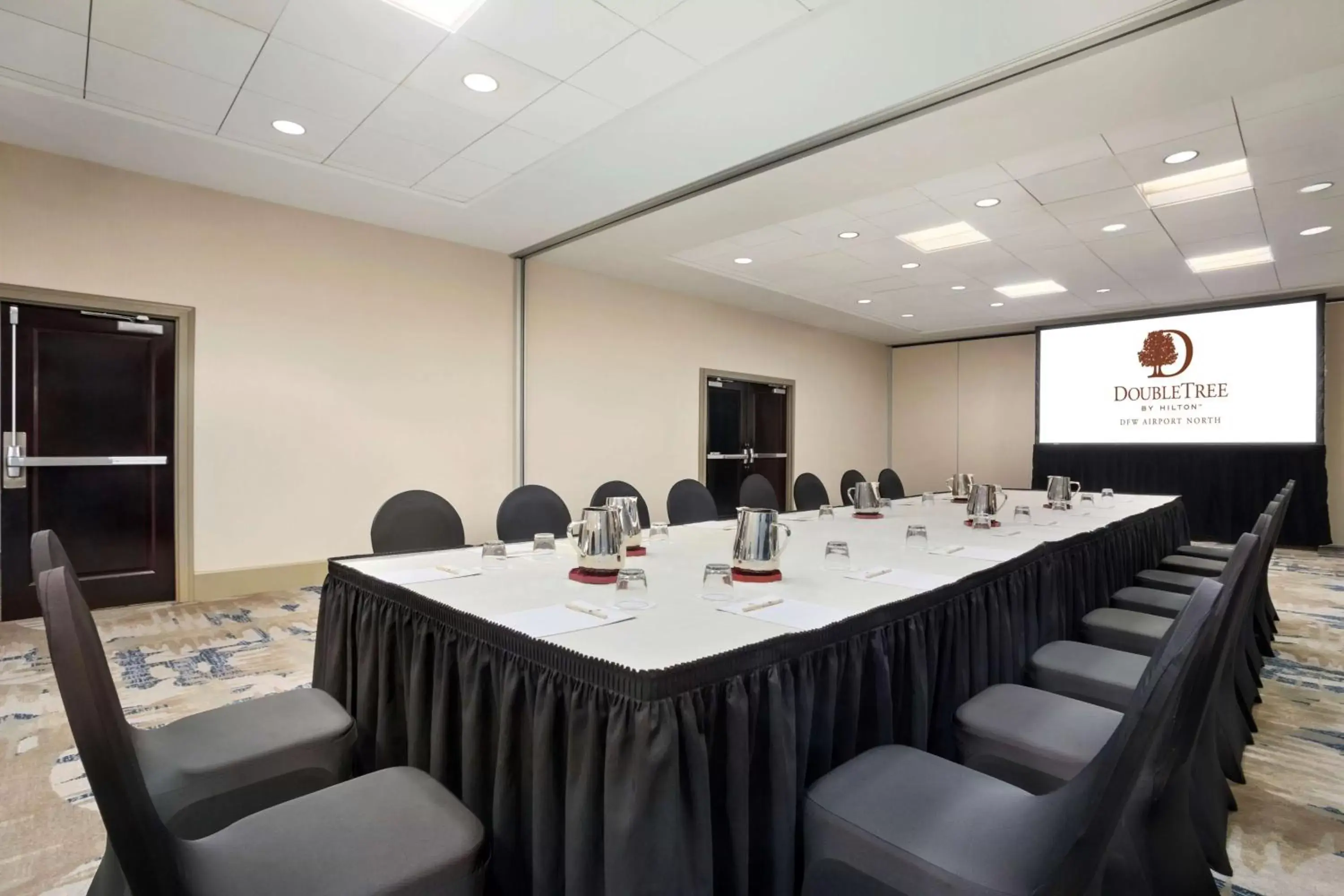 Meeting/conference room in DoubleTree by Hilton DFW Airport North