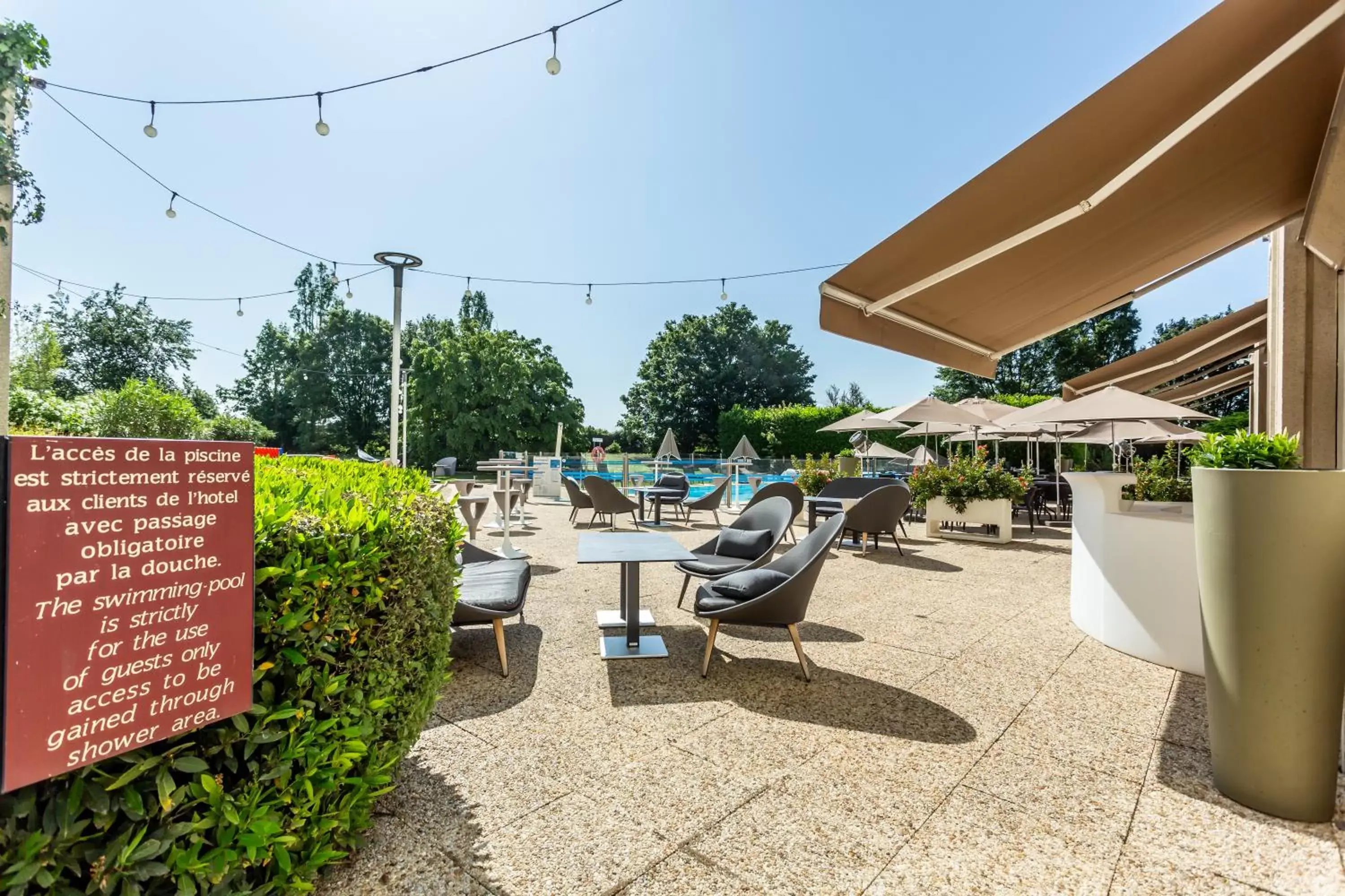 Patio in Novotel Bourges