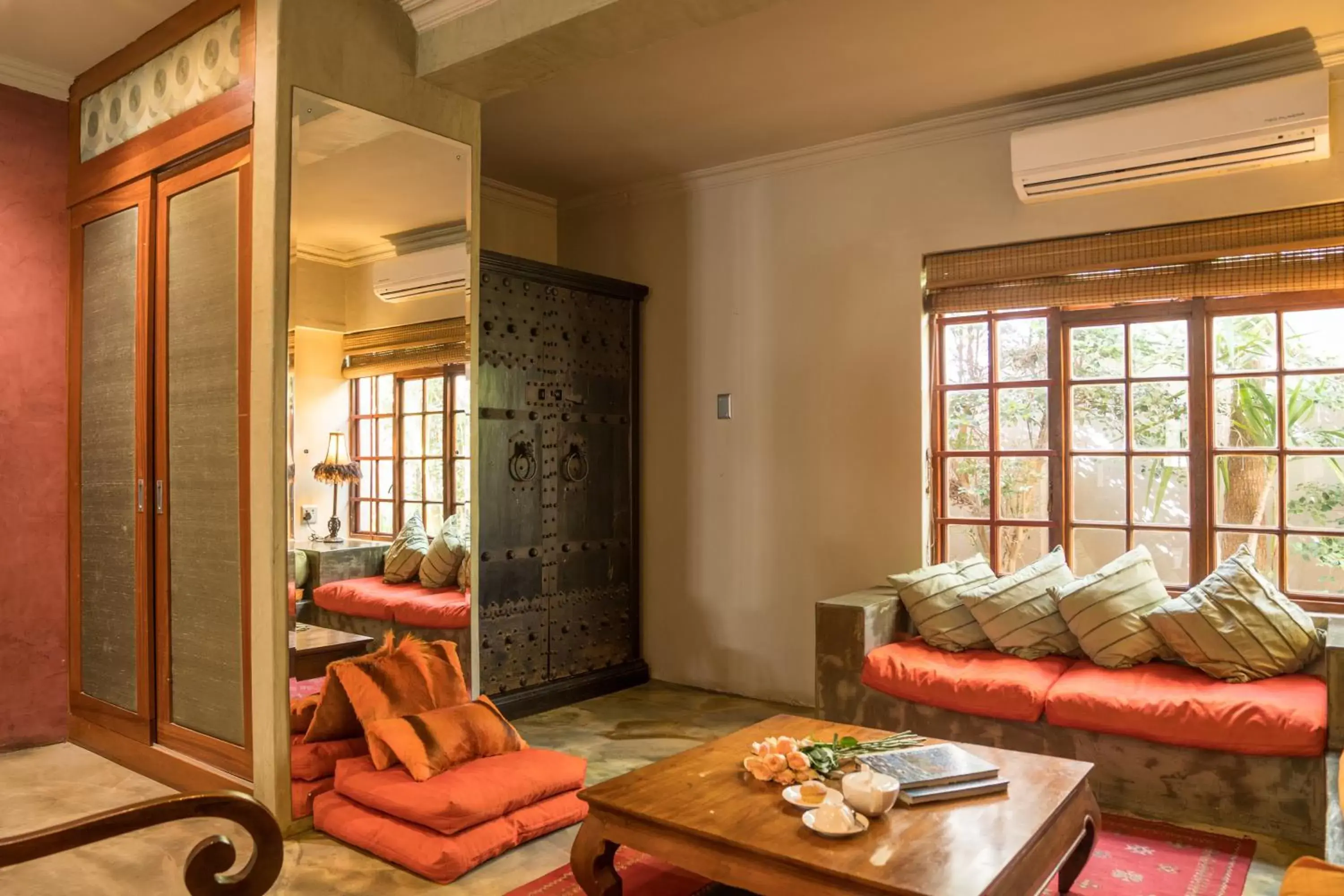Living room, Seating Area in Singa Lodge - Lion Roars Hotels & Lodges