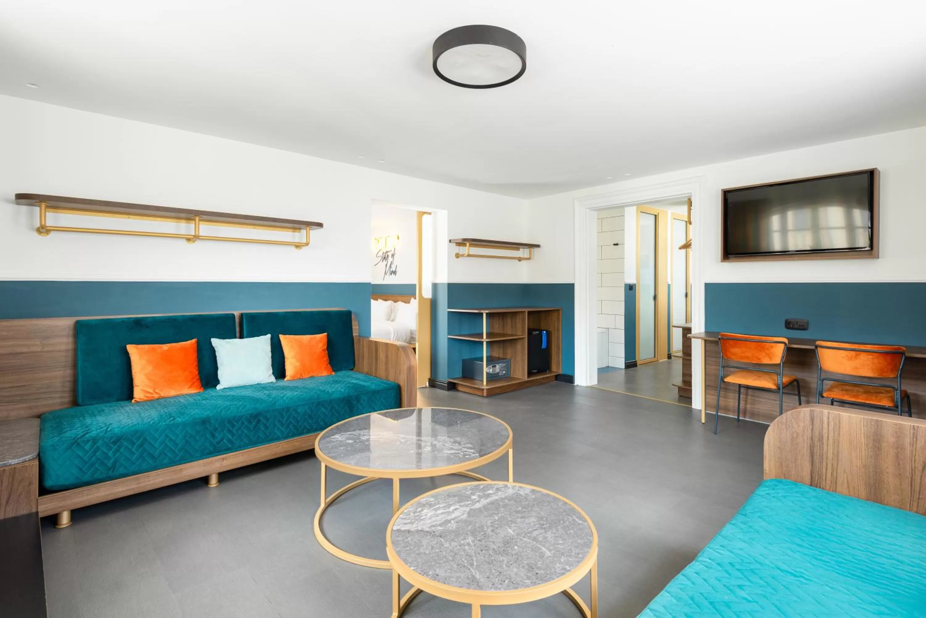 Living room in Colors Urban Hotel Thessaloniki