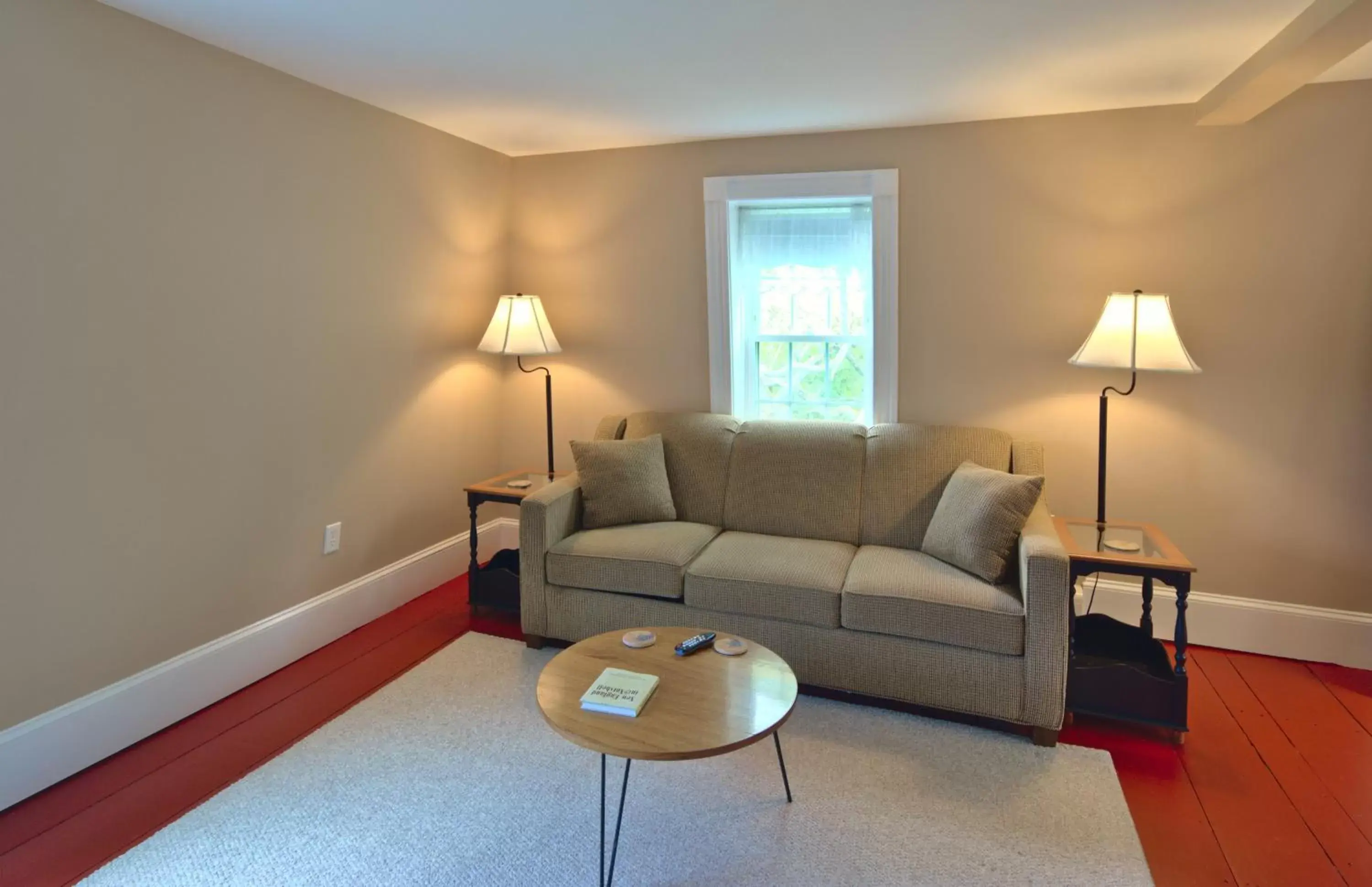 Living room, Seating Area in Ballard House Inn