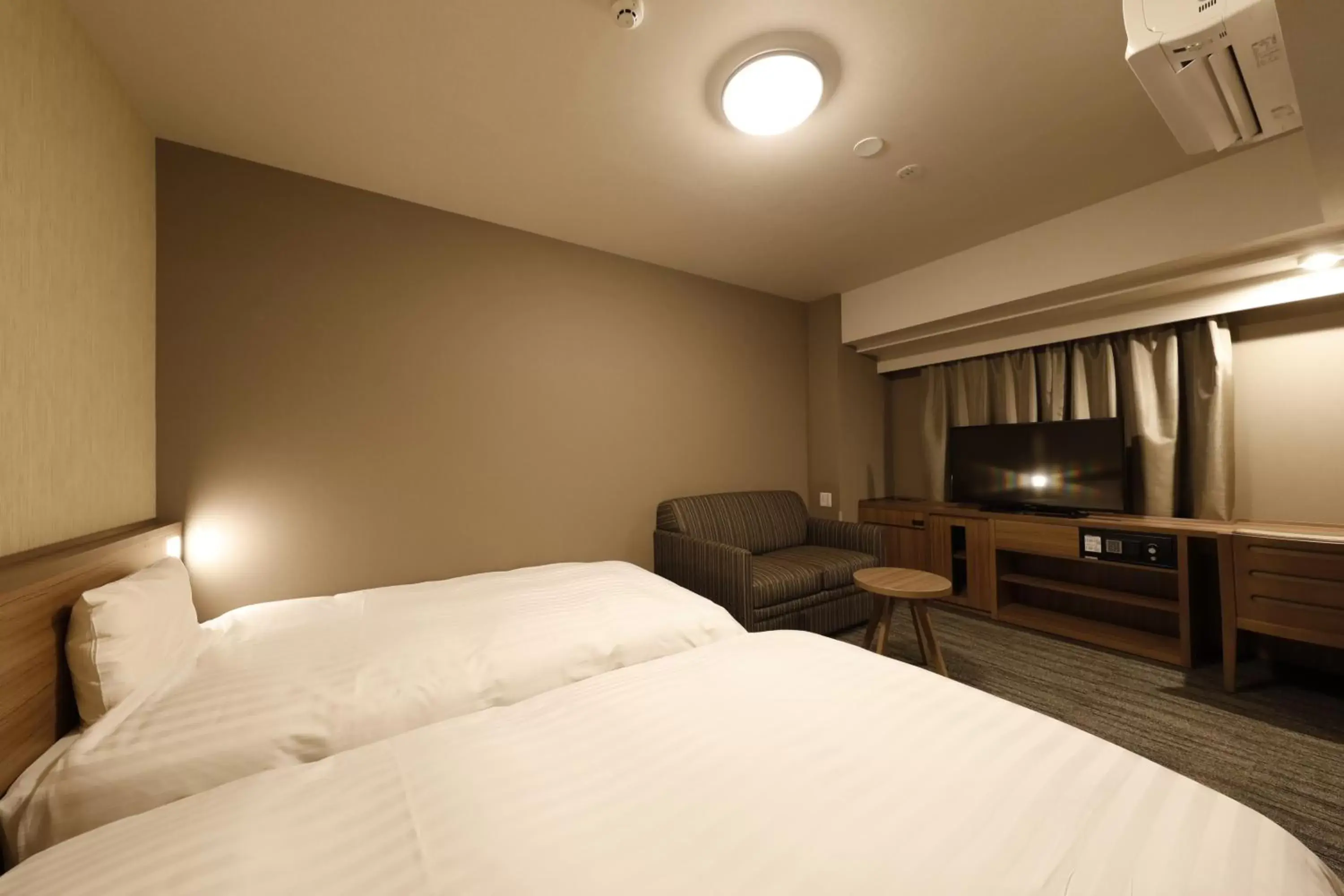 Bedroom, Bed in Dormy Inn Premium Fukui Natural Hot Spring