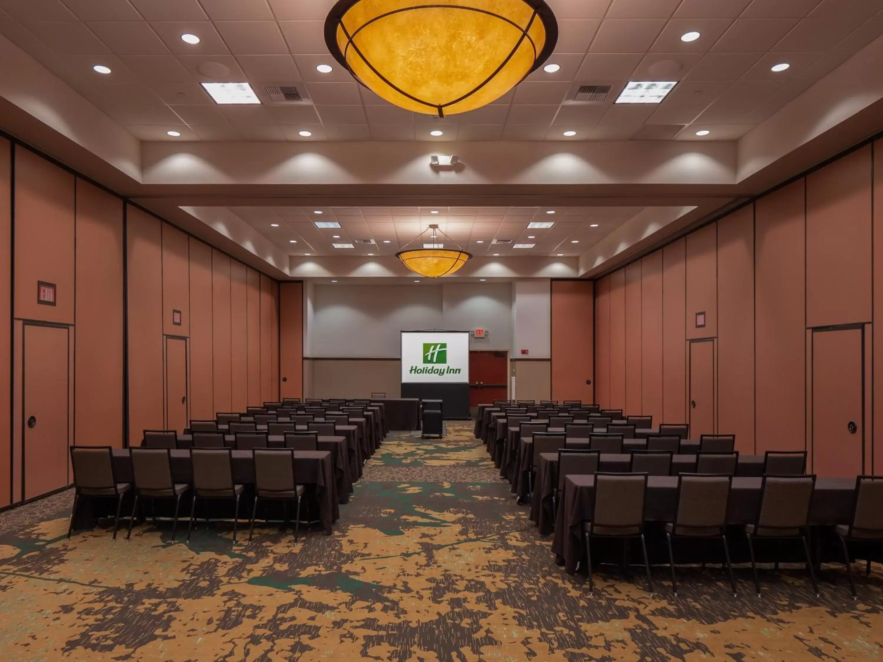 Banquet/Function facilities in Holiday Inn Stevens Point - Convention Center, an IHG Hotel