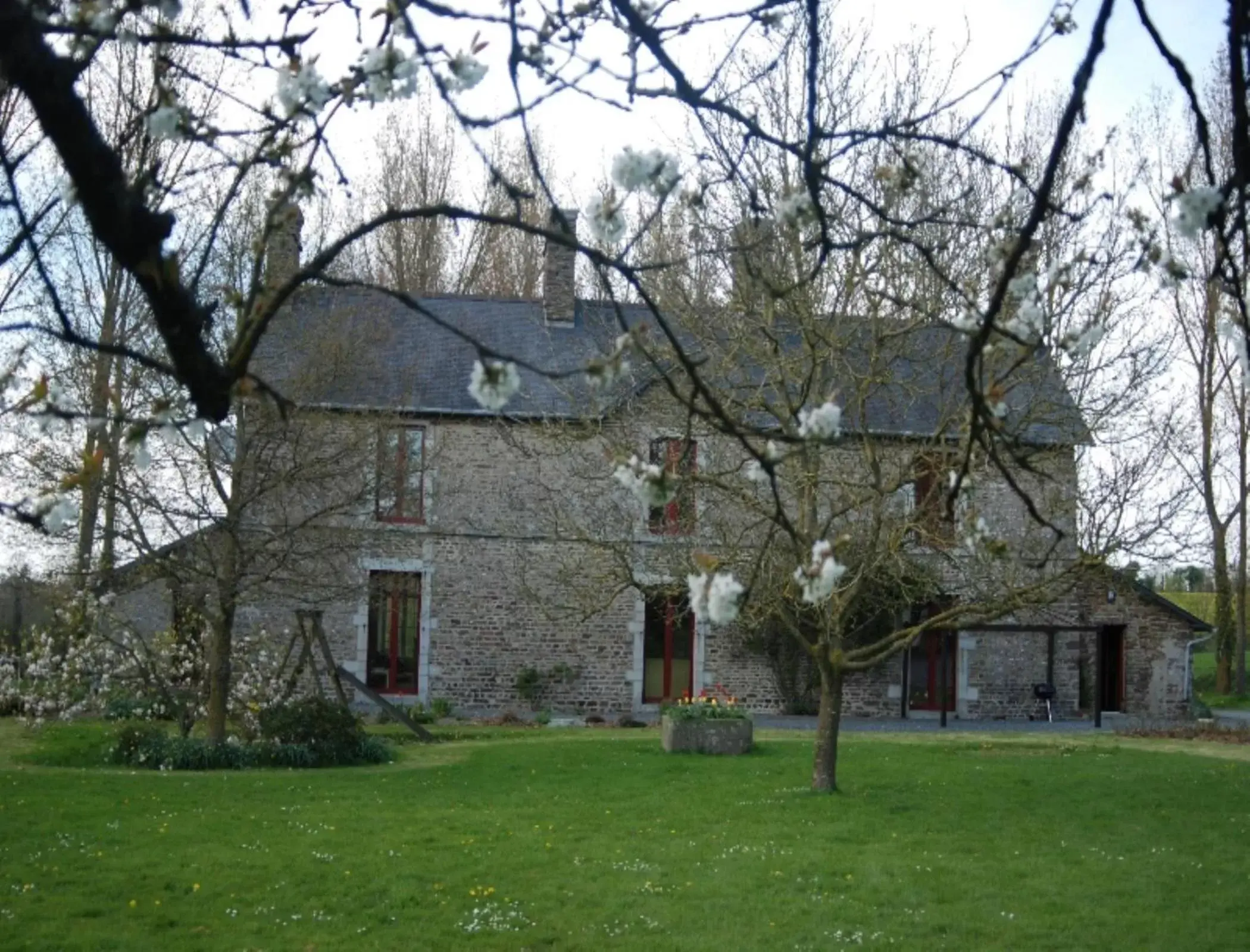 Facade/entrance, Property Building in Le Manoir du Butel