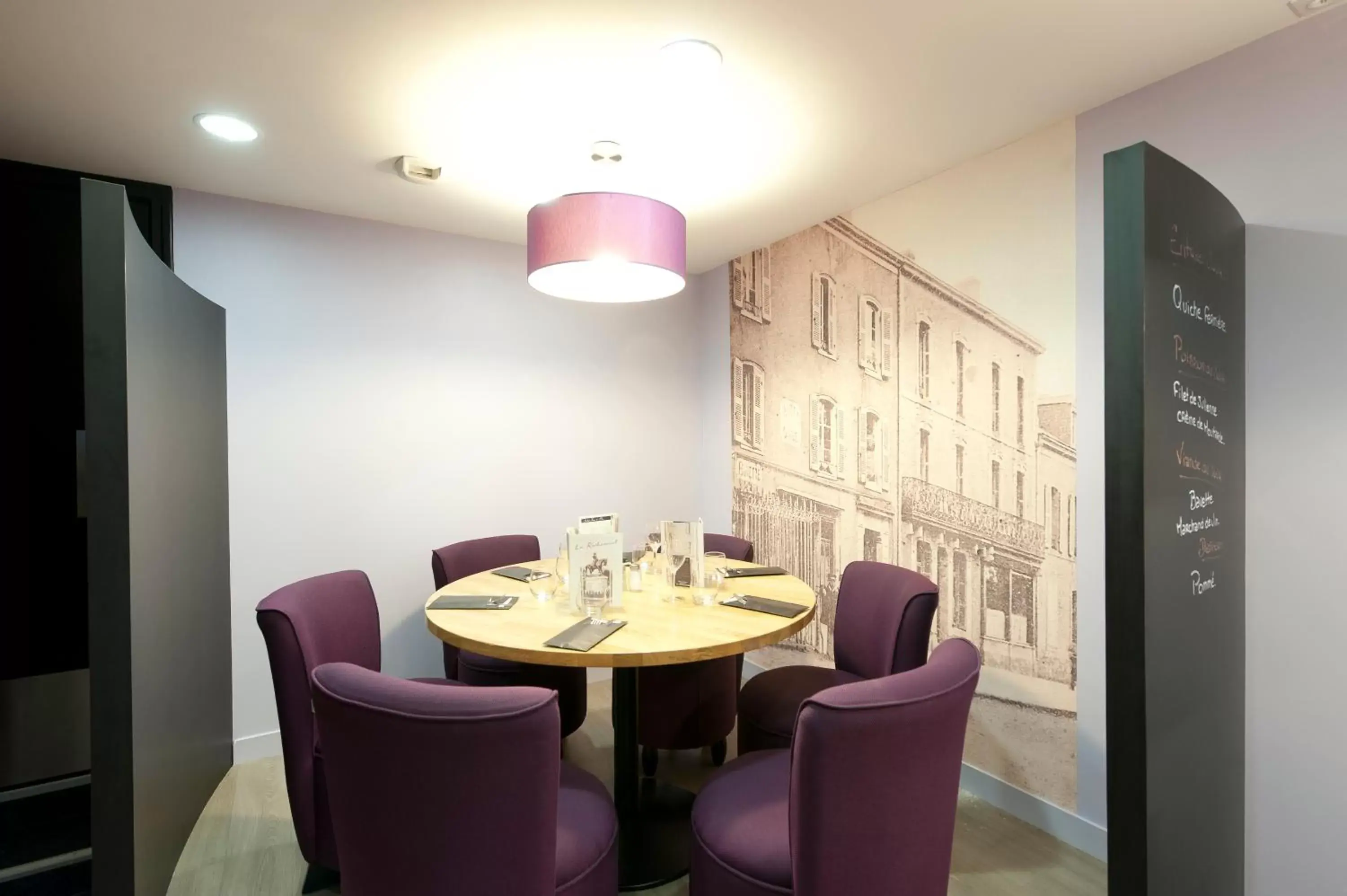 Restaurant/places to eat, Dining Area in ibis Styles Vannes Gare Centre