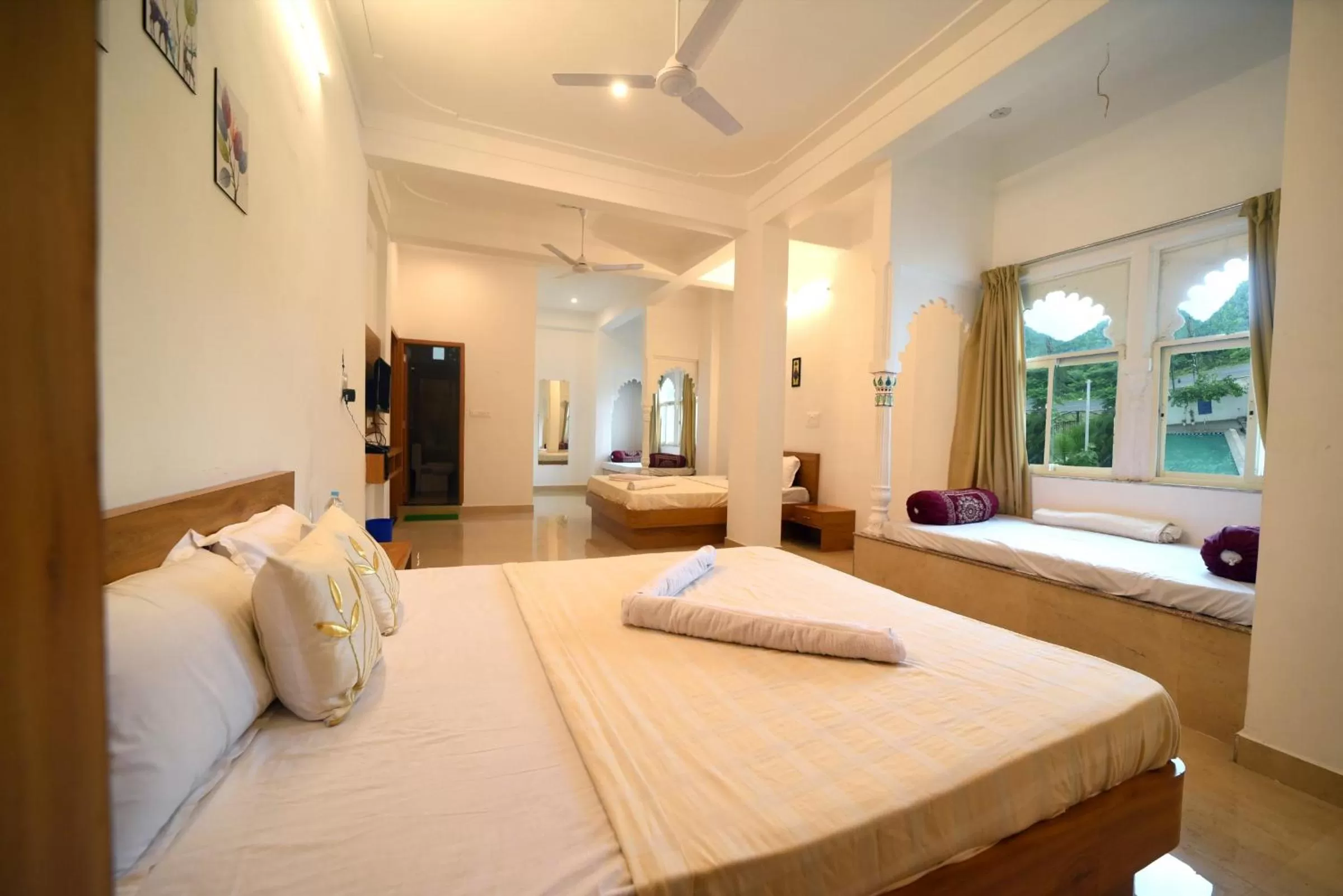 Bed in Royal Heritage Haveli Udaipur