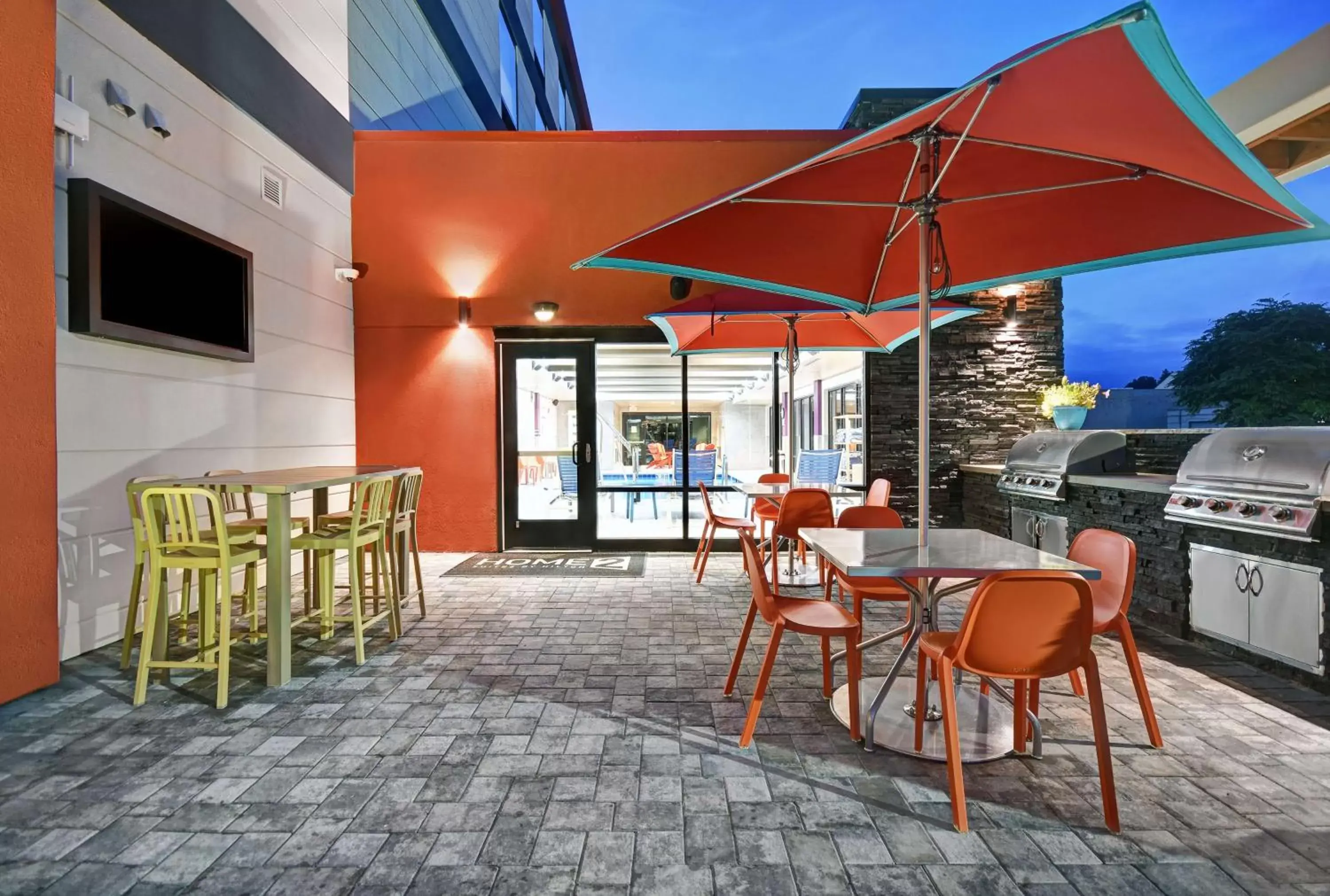 Property building, Restaurant/Places to Eat in Home2 Suites by Hilton Blacksburg University