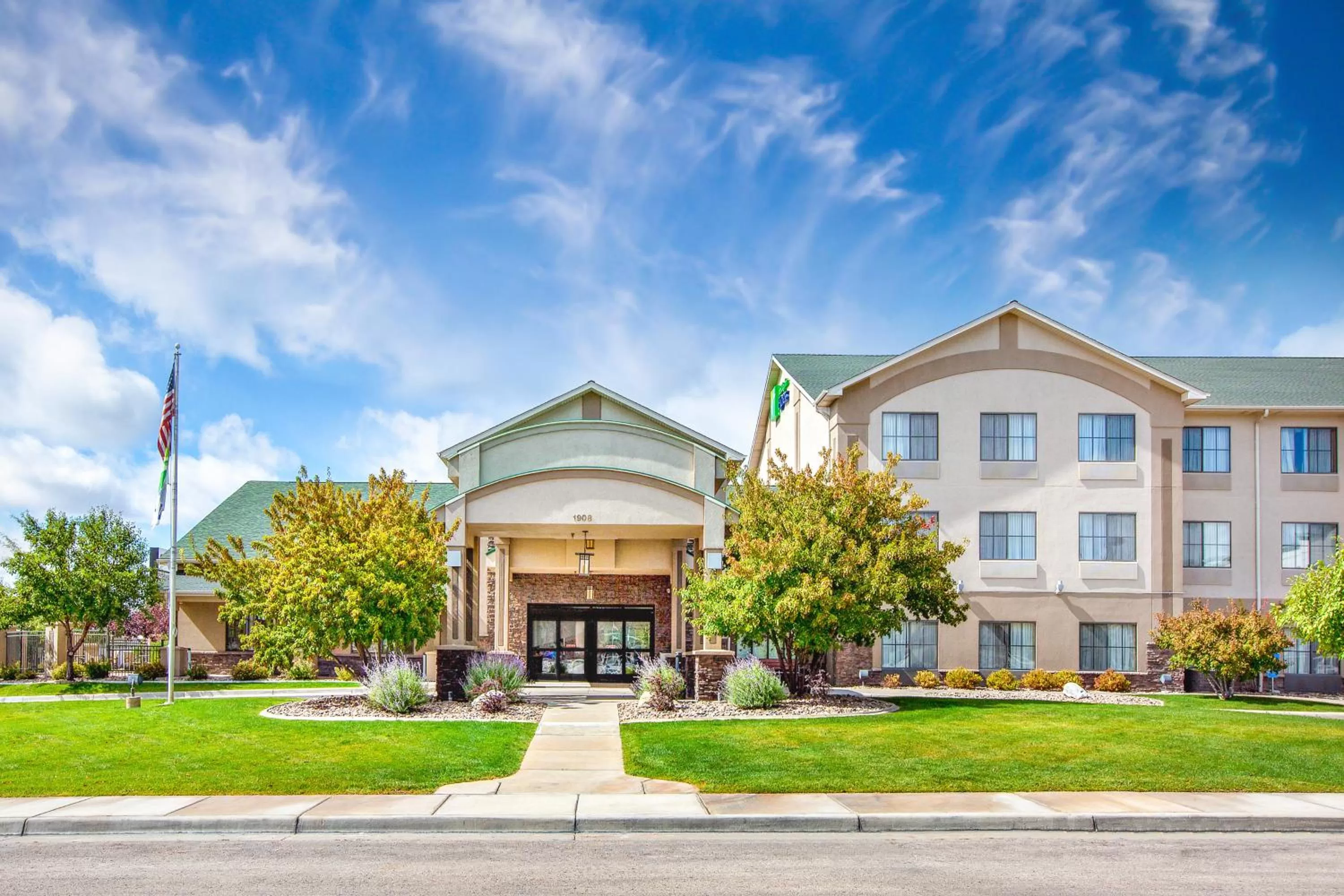 Property building in Holiday Inn Express Hotel & Suites Gillette by IHG