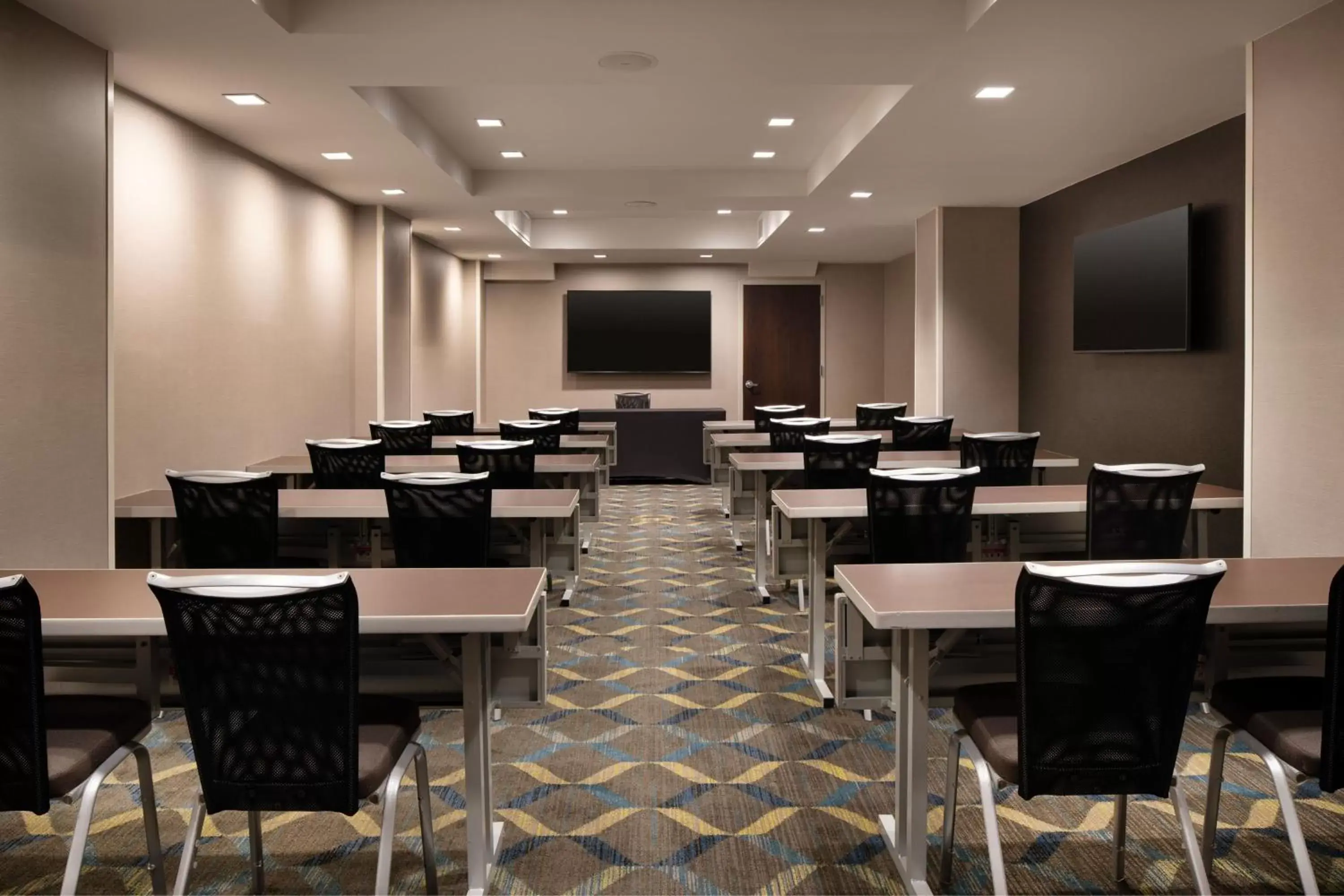 Meeting/conference room in Residence Inn by Marriott New York Manhattan/ Midtown Eastside