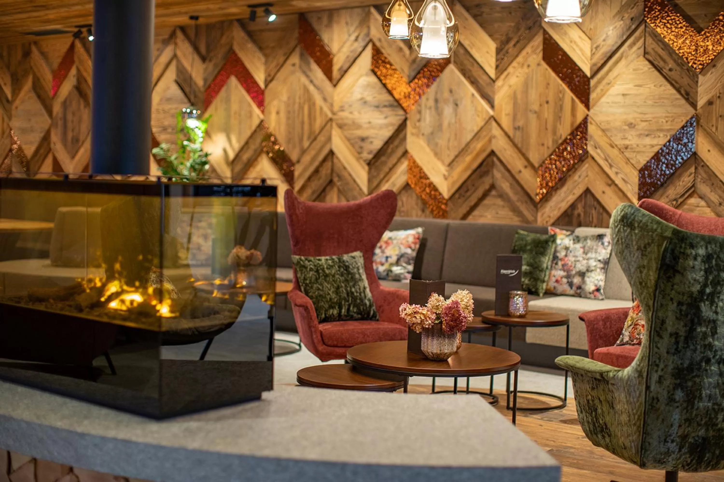 Lounge or bar in Superior Sport und Familienresort Alpenblick