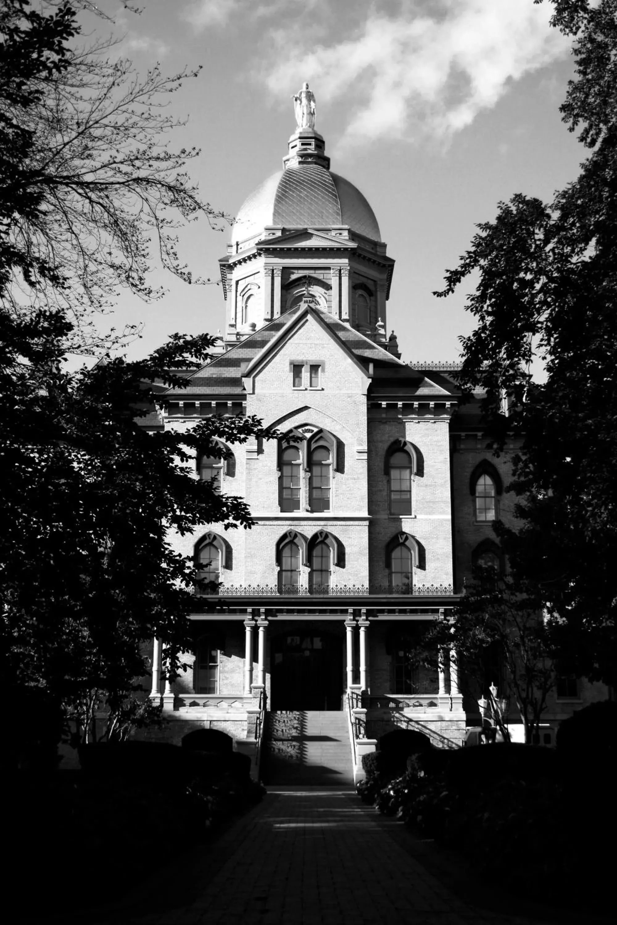 Property building in Larkspur Landing South Bend Property building in Larkspur Landing South Bend