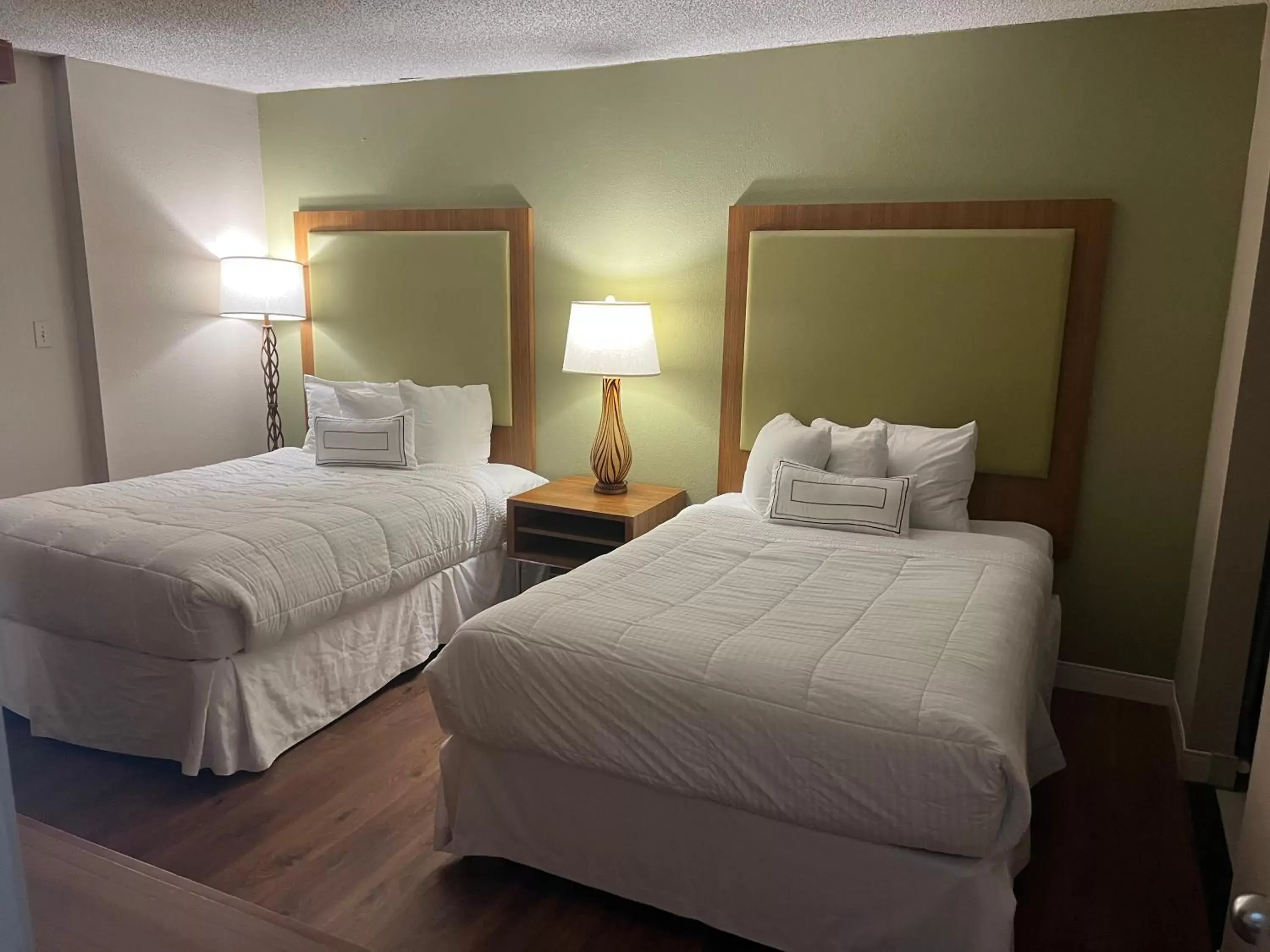 Photo of the whole room, Bed in Baymont Inn by Wyndham Odessa University Area