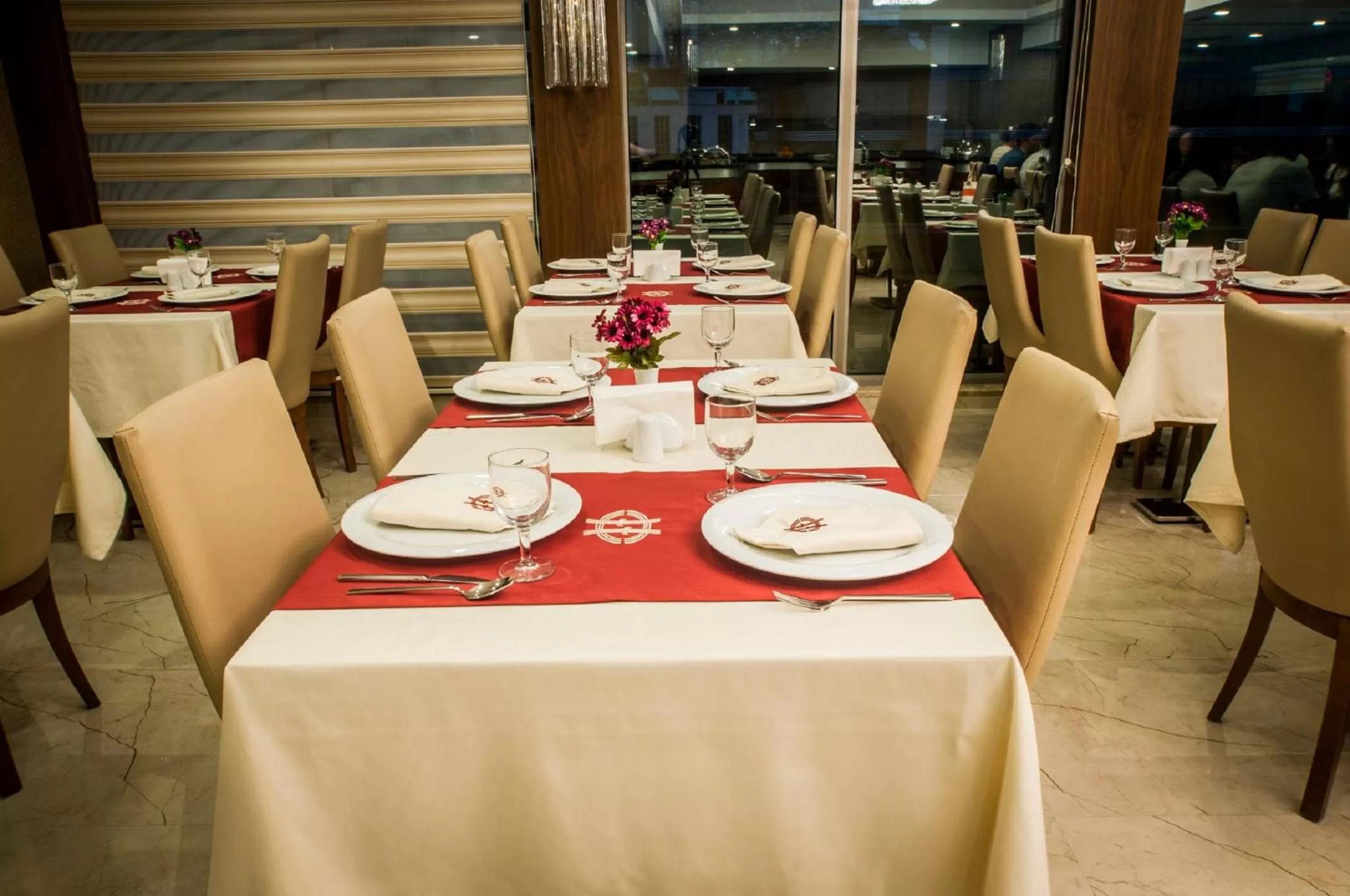 Restaurant/places to eat in Grand Turkuaz Hotel