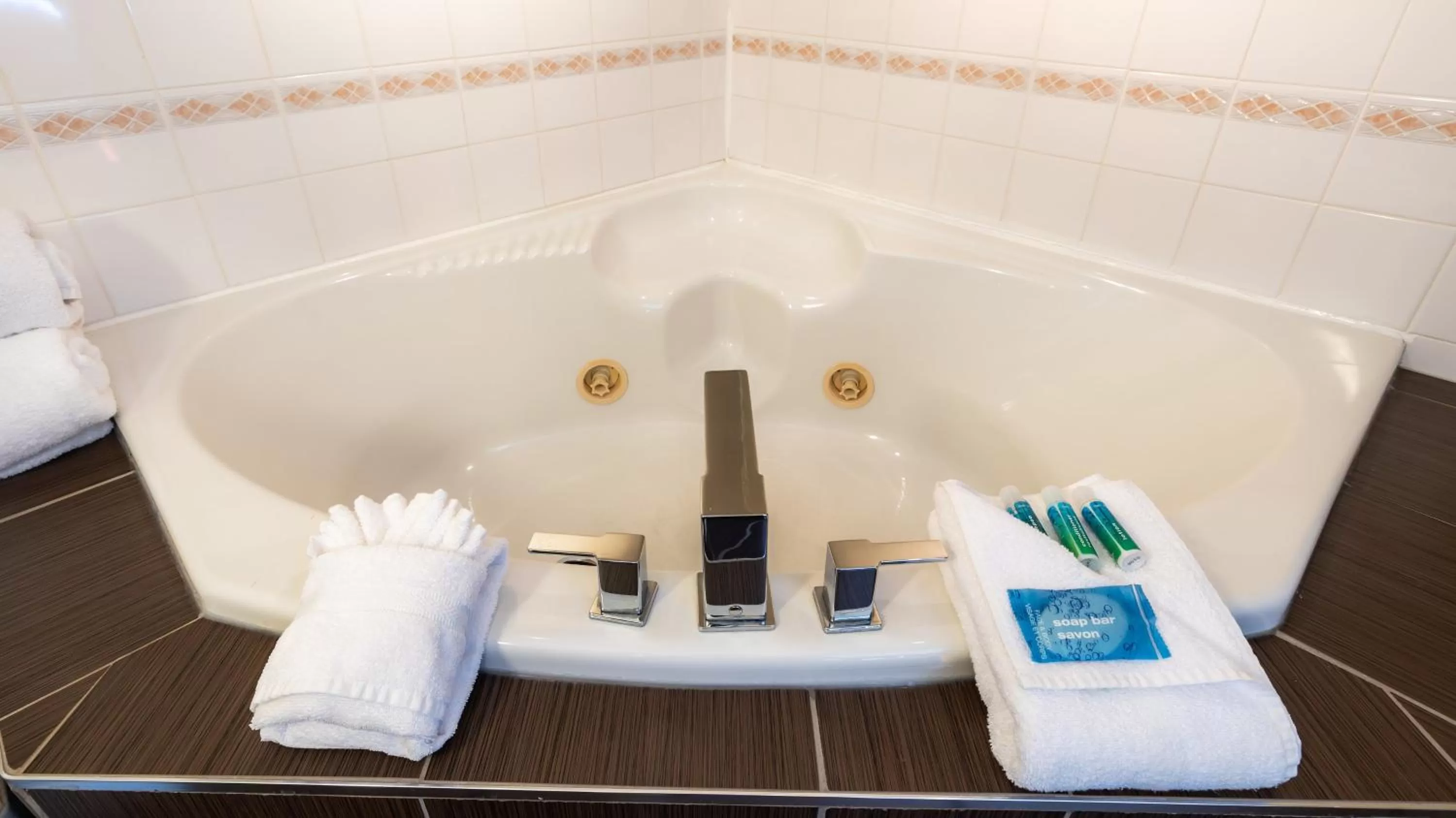 Photo of the whole room in Holiday Inn Express Hotel & Suites - Edmonton International Airport by IHG