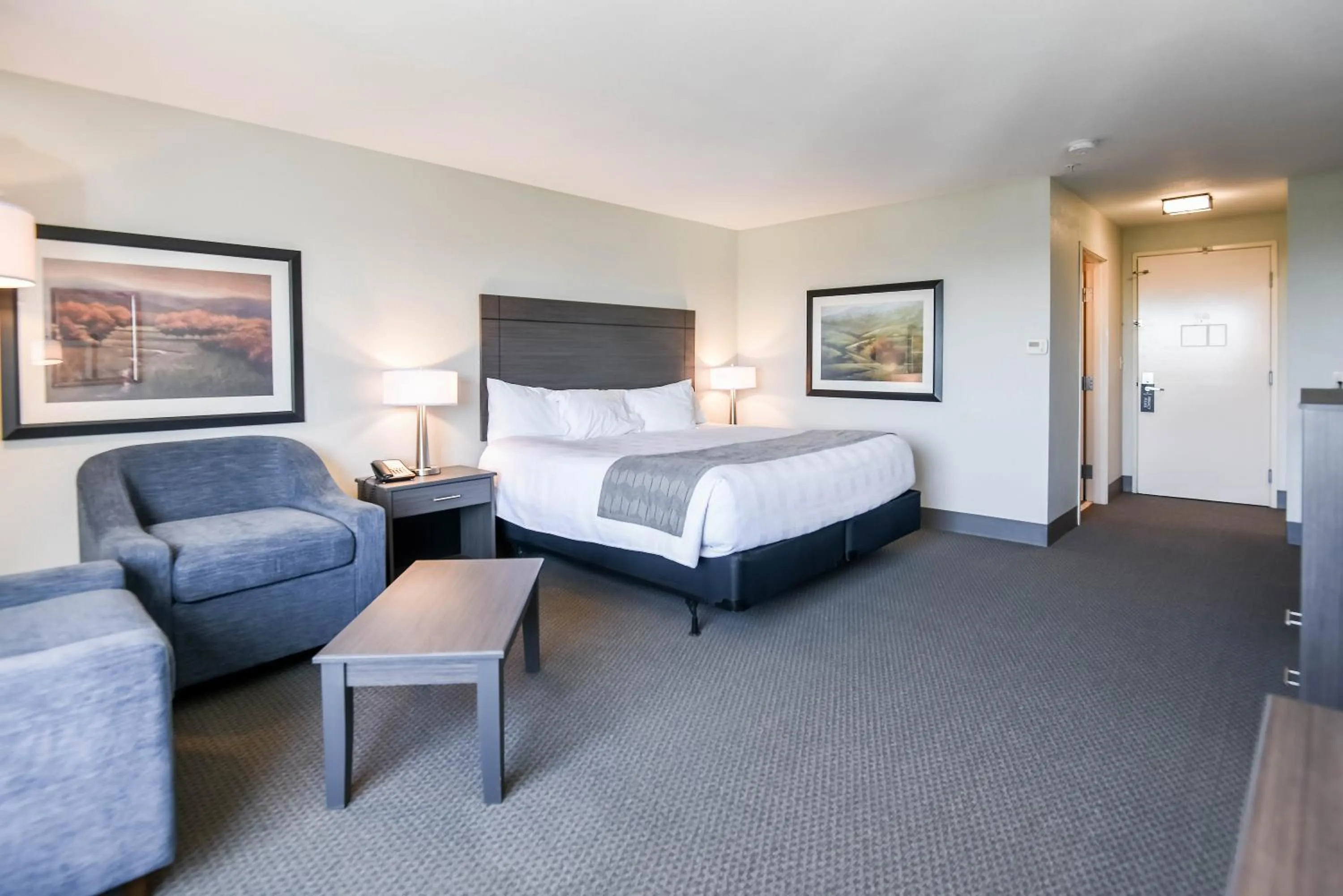 Bed in Shutters Hotel