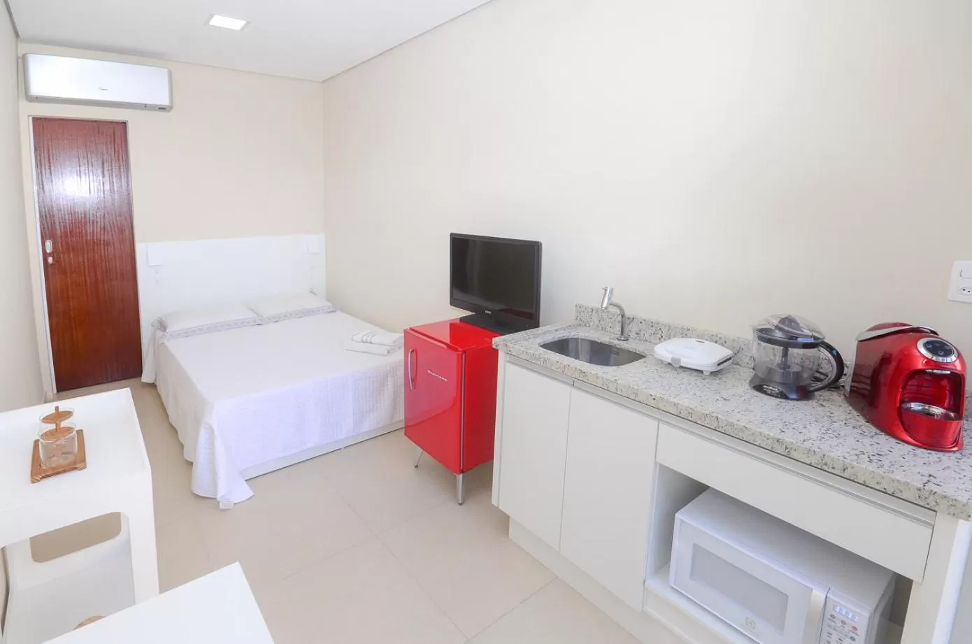 Coffee/tea facilities, Bed in Pousada Ondas de Floripa