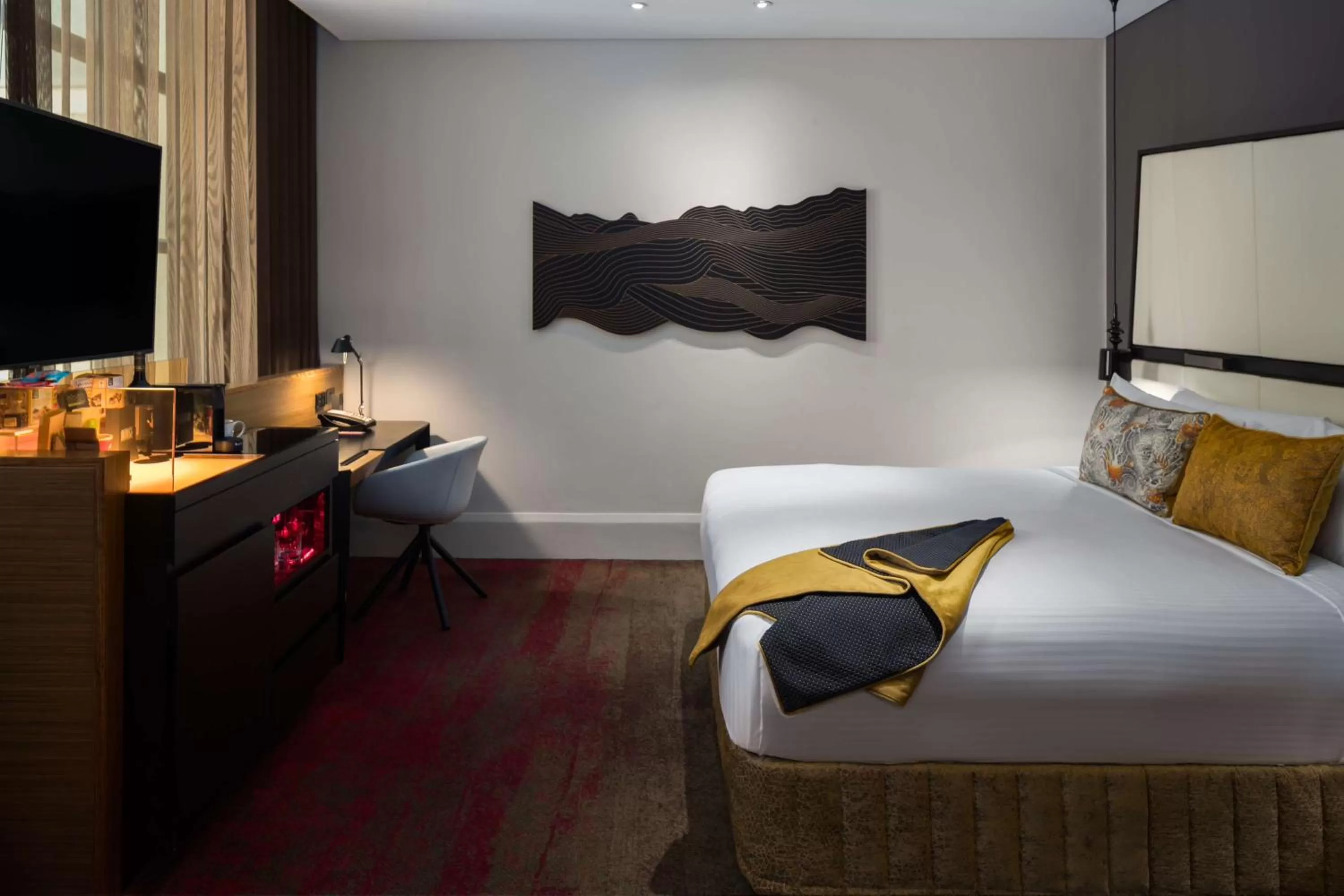 QT King Room in QT Sydney