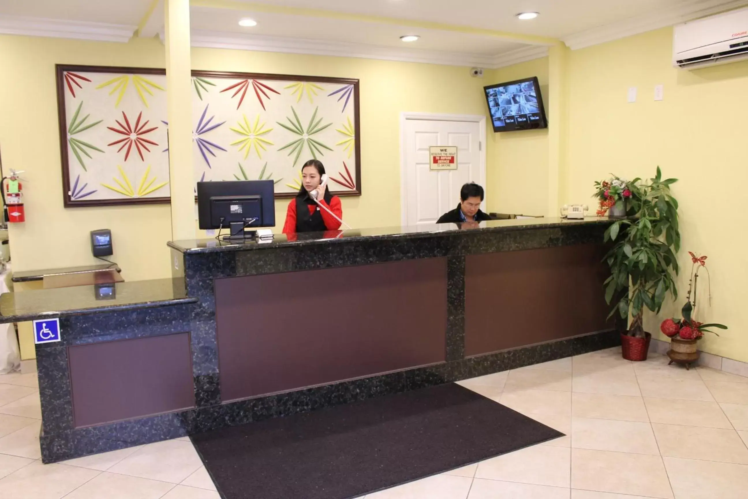 Staff, Lobby/Reception in Garden Inn San Gabriel