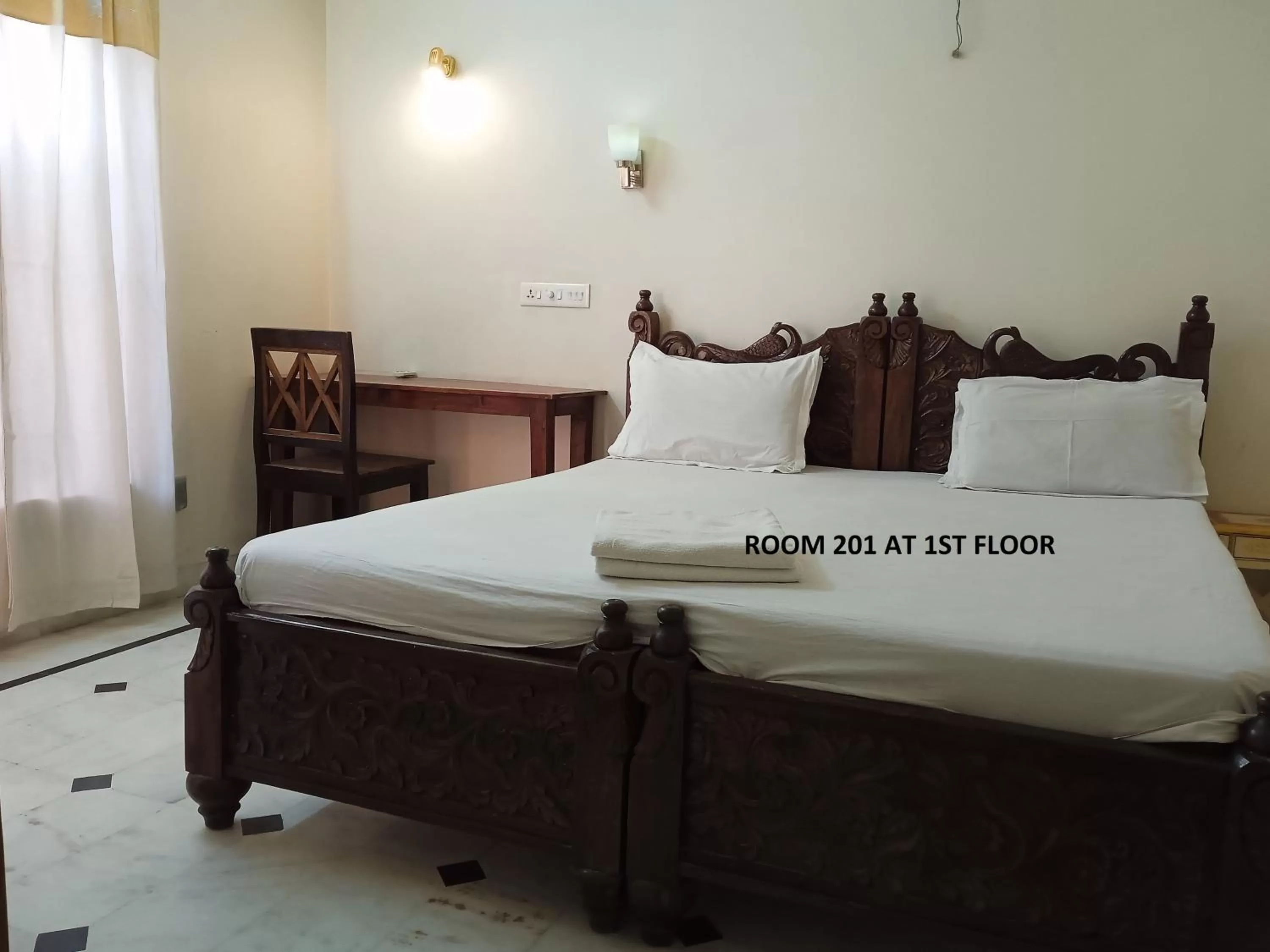 Bed in Rigmor haveli