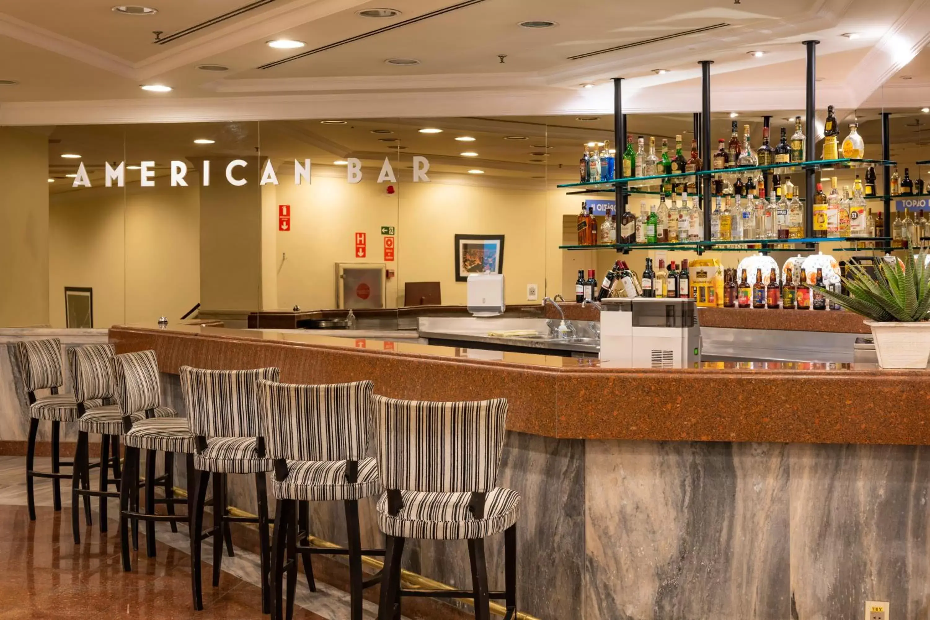 Lounge or bar in Monreale Plus Midtown Campinas Lounge or bar in Monreale Plus Midtown Campinas