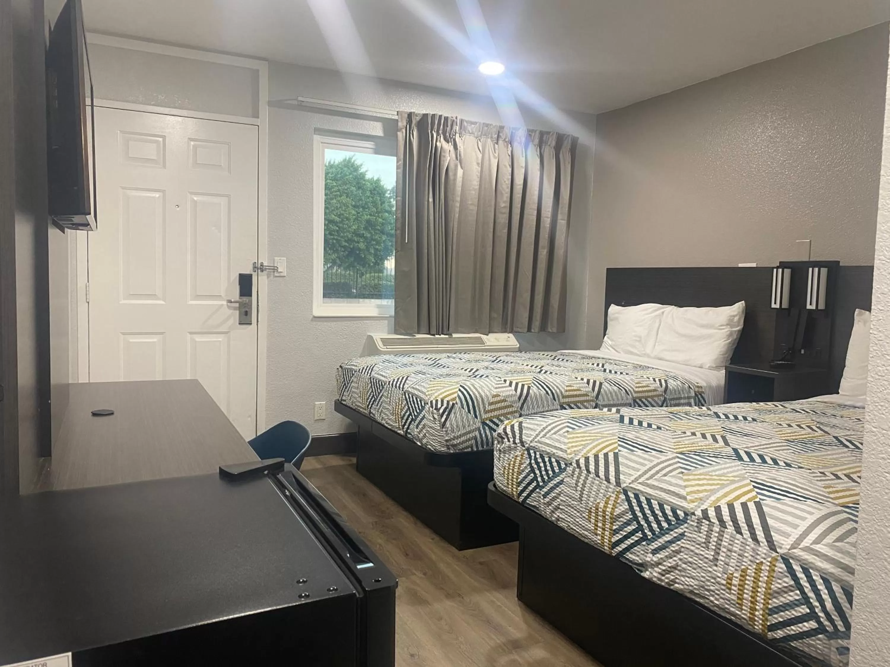 Bed in Motel 6-San Bernardino, CA - South