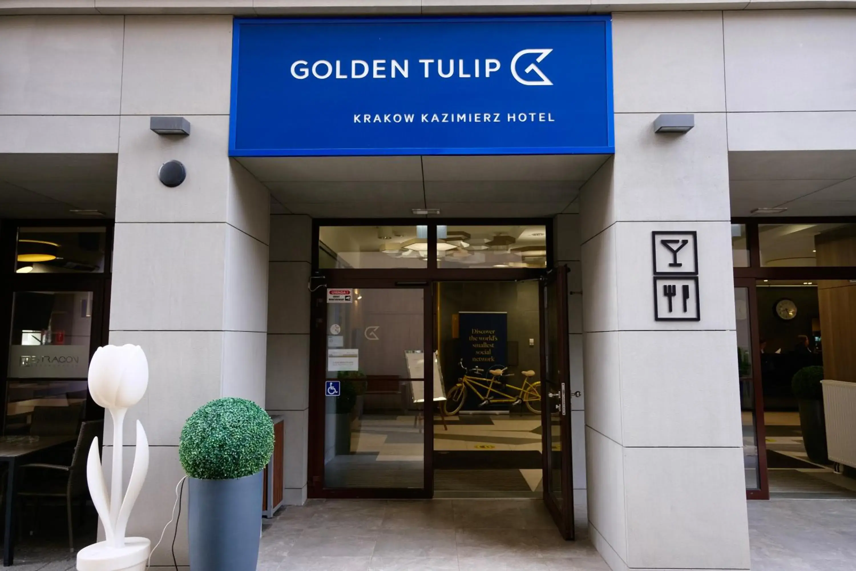 Facade/entrance in Golden Tulip Krakow Kazimierz