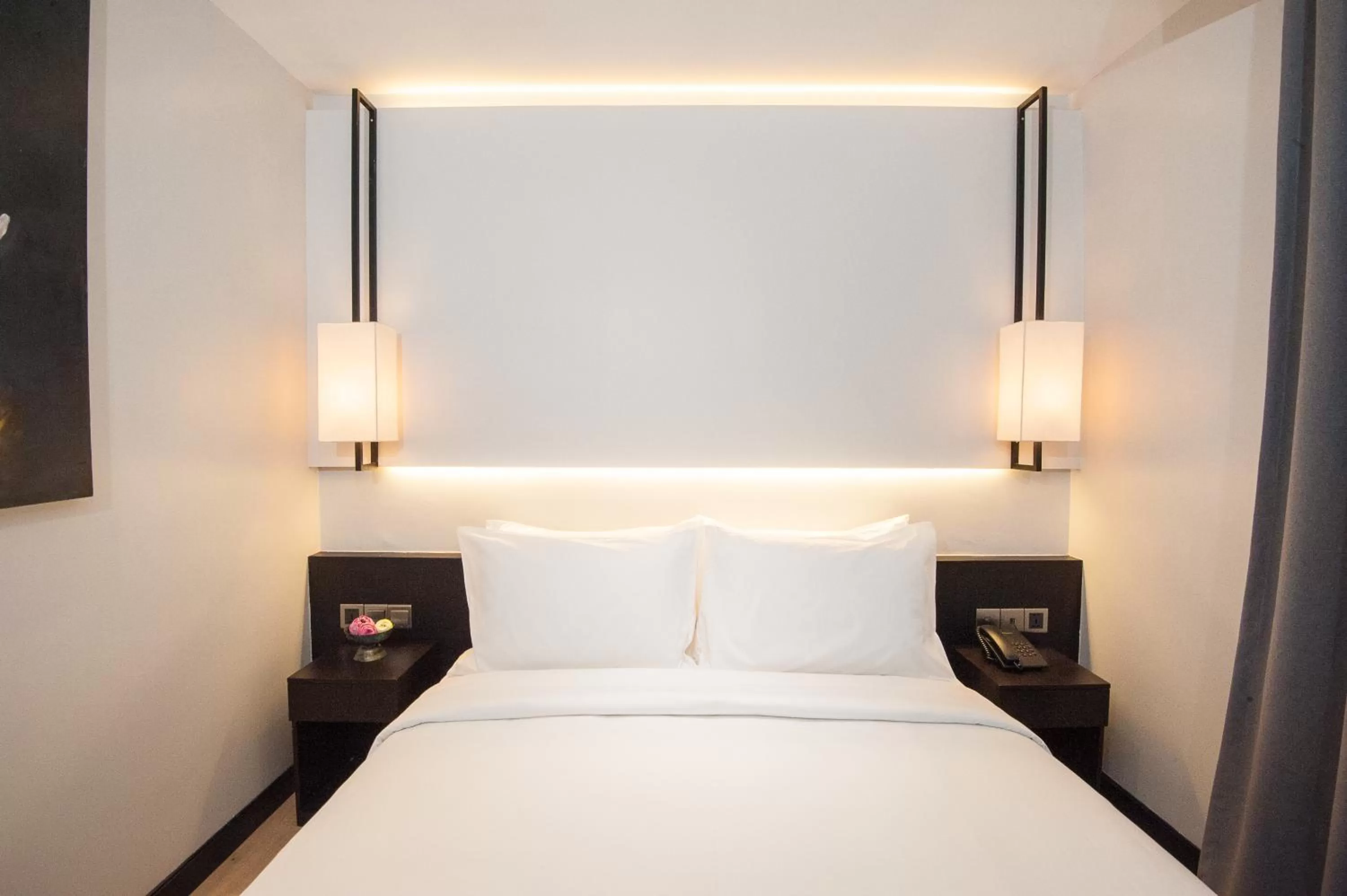 Bed in GLOW PARK HOTEL Grand Royal Palace