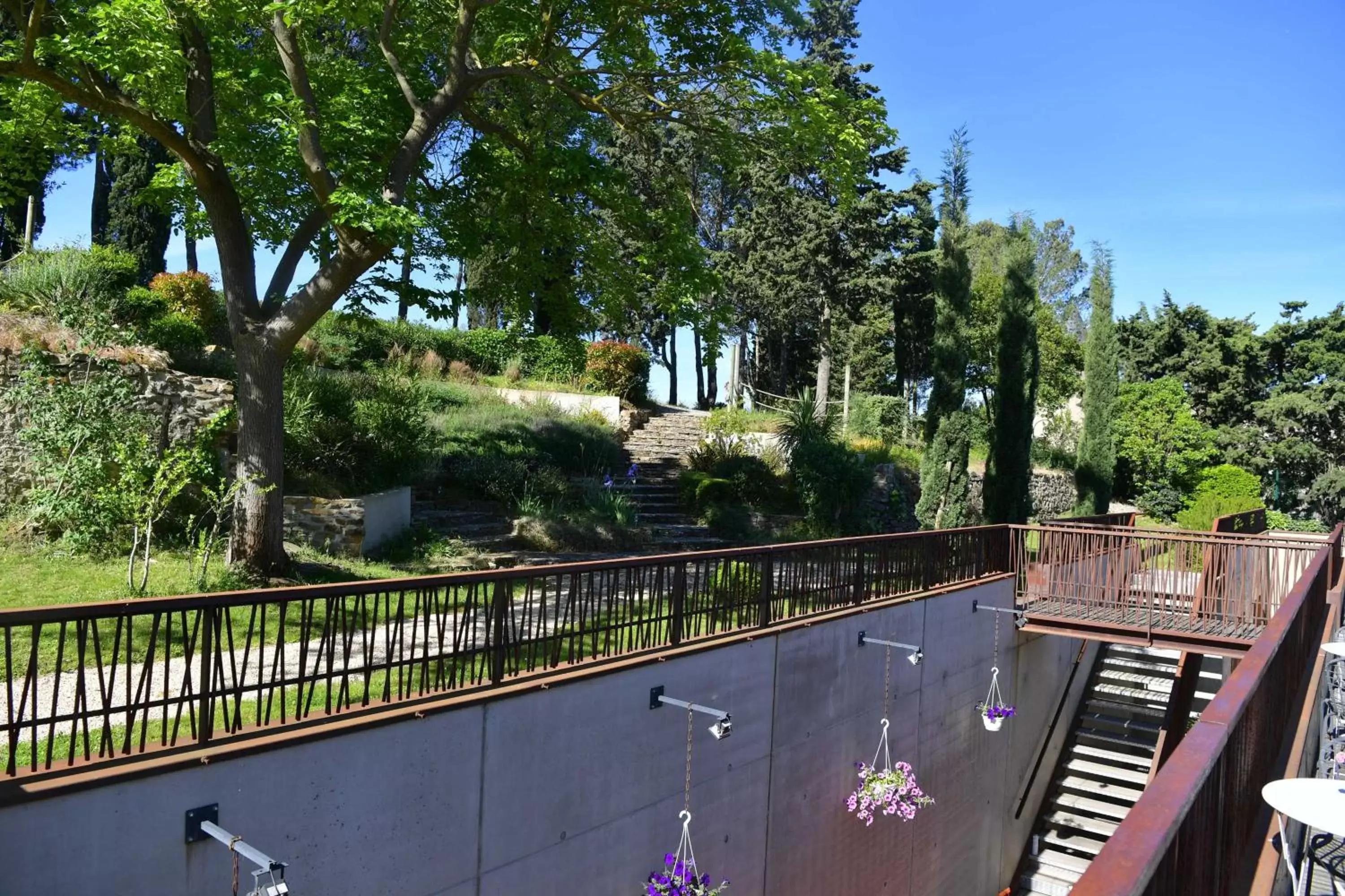 Balcony/Terrace in Hotel Pont Levis - Franck Putelat