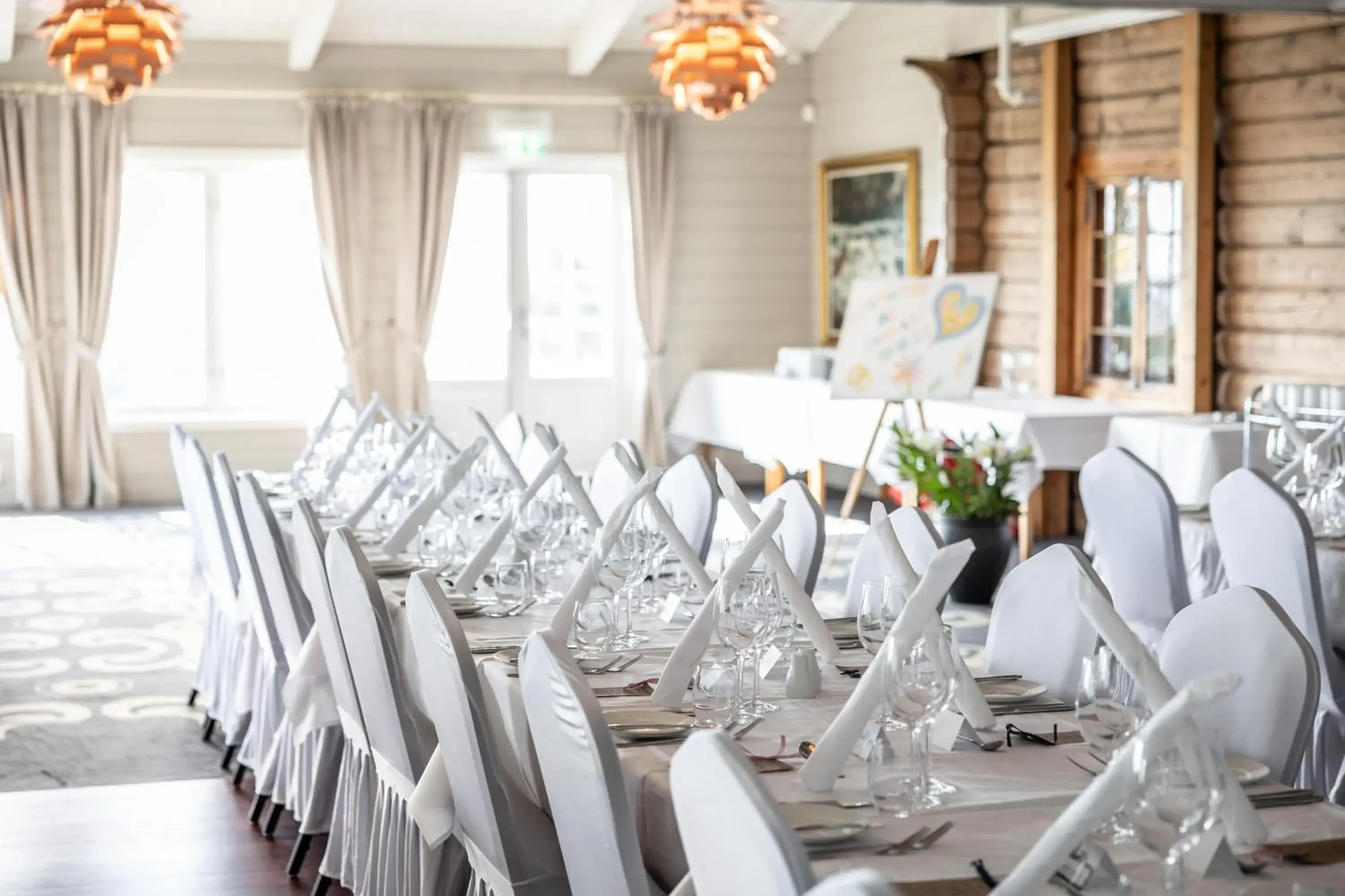 Restaurant/places to eat, Banquet Facilities in Quality Hotel Leangkollen