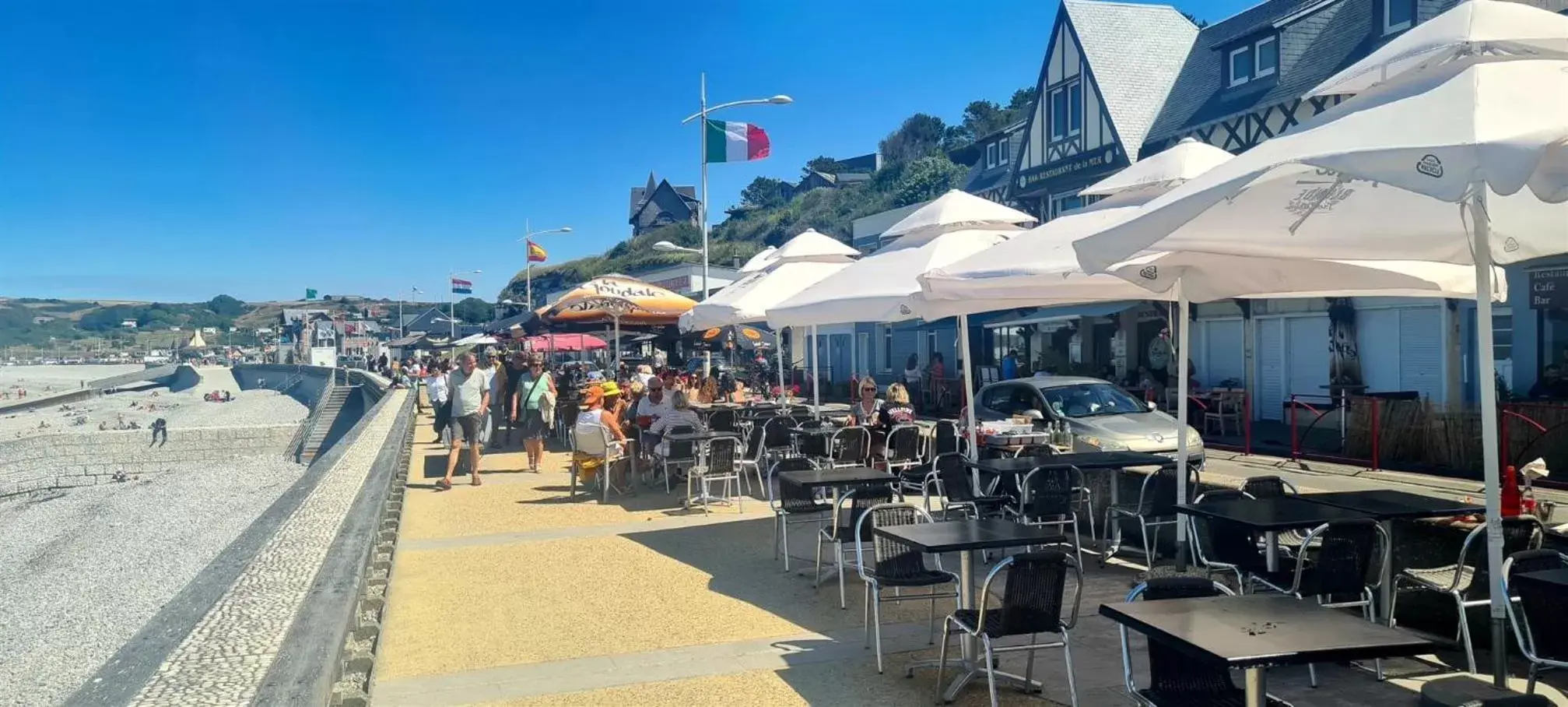 Balcony/Terrace, Restaurant/Places to Eat in Les Fregates