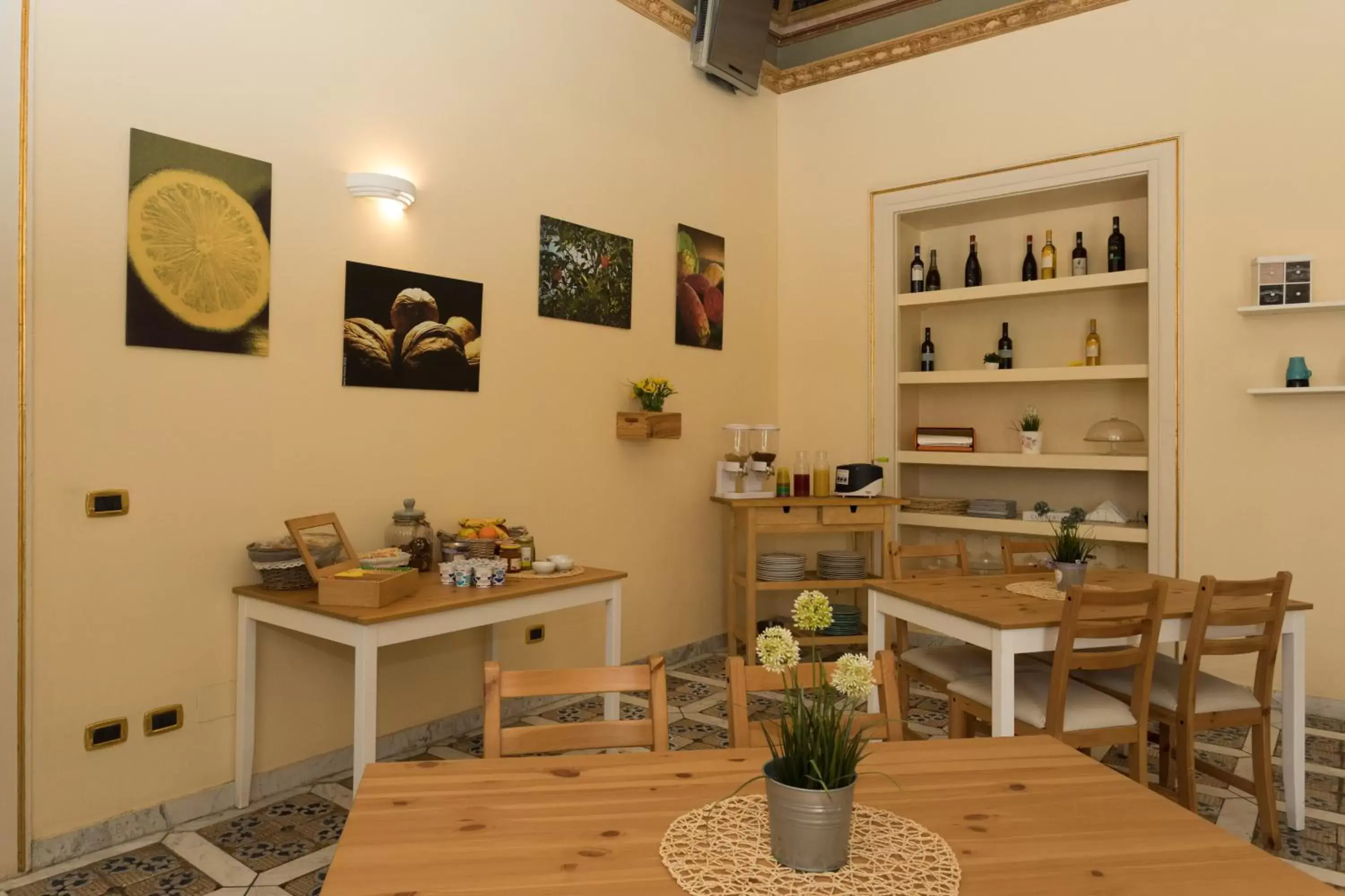 Dining area, Restaurant/Places to Eat in Antica Dimora