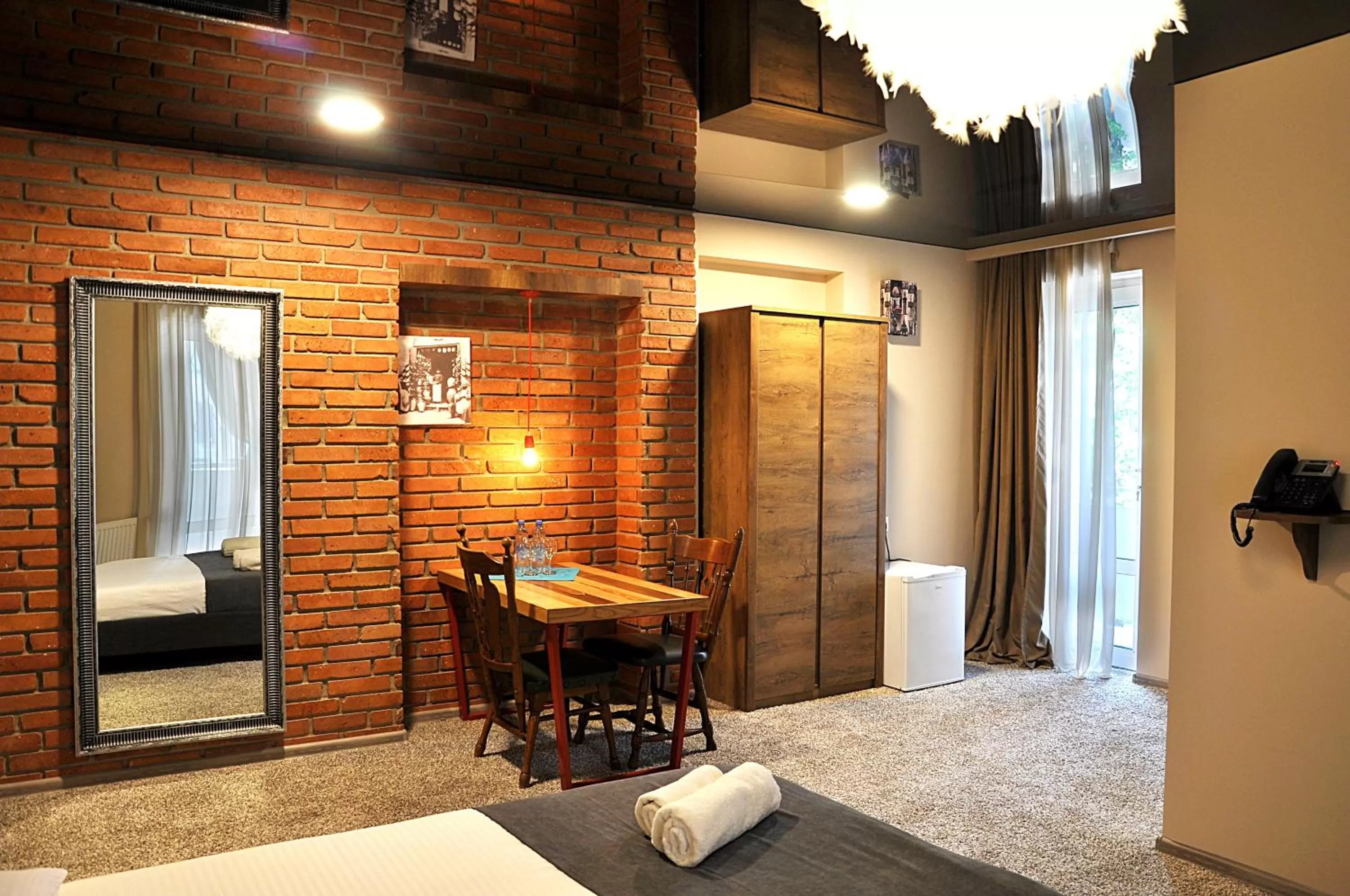 Seating area, Bed in Art Hotel Claude Monet