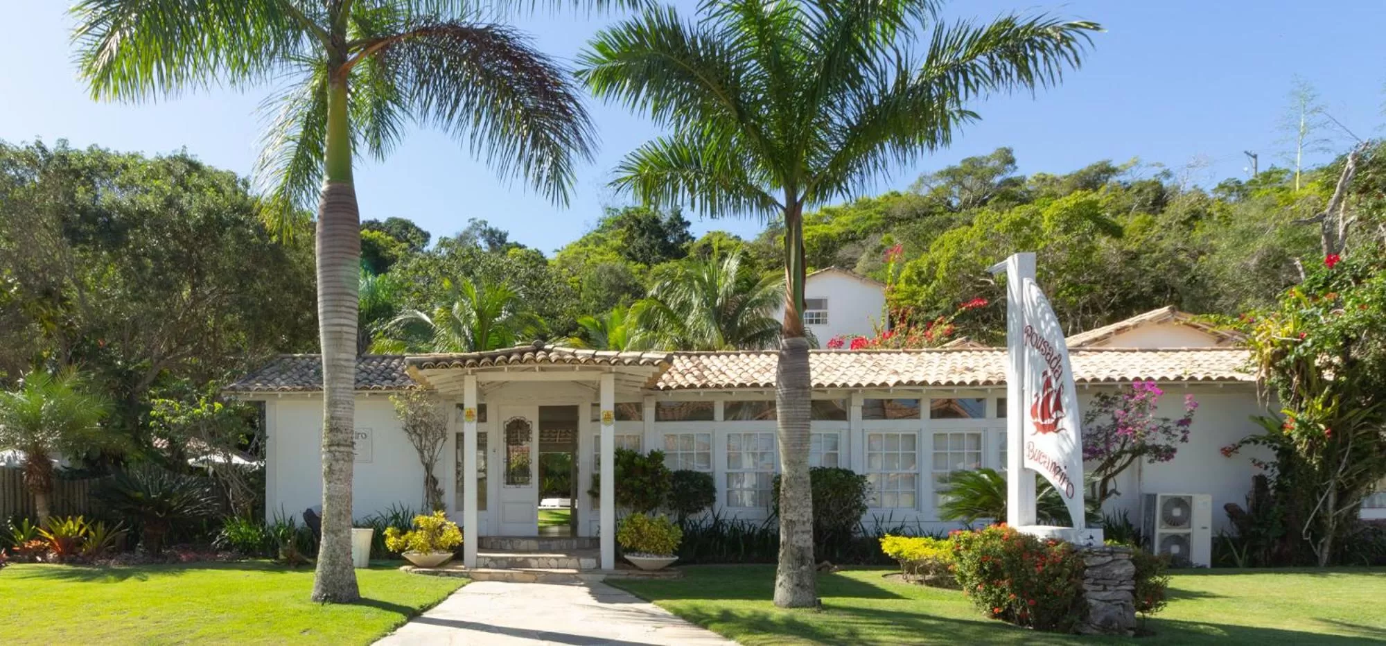 Facade/entrance in Pousada Bucaneiro